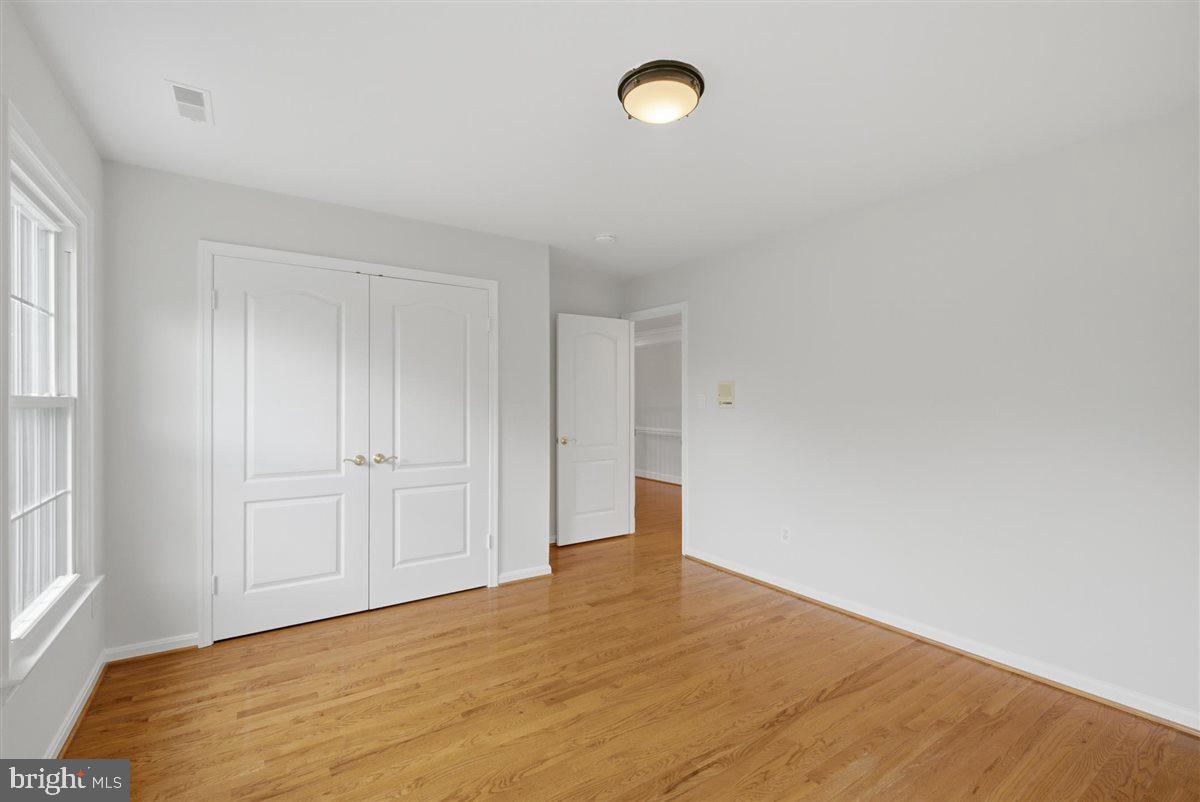 DARNESTOWN OUTSIDE - Residential