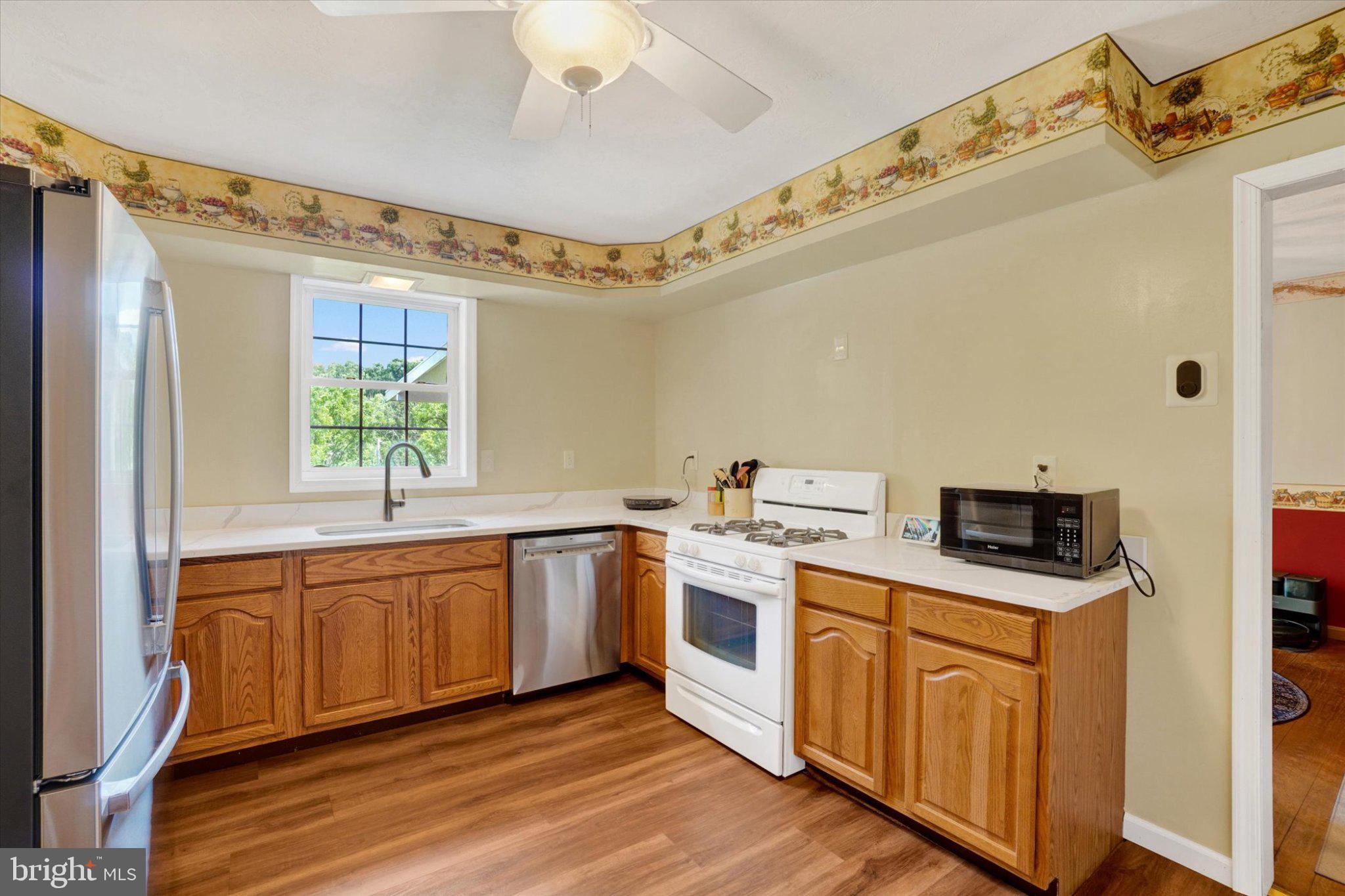 LOWER WINDSOR TWP - Residential