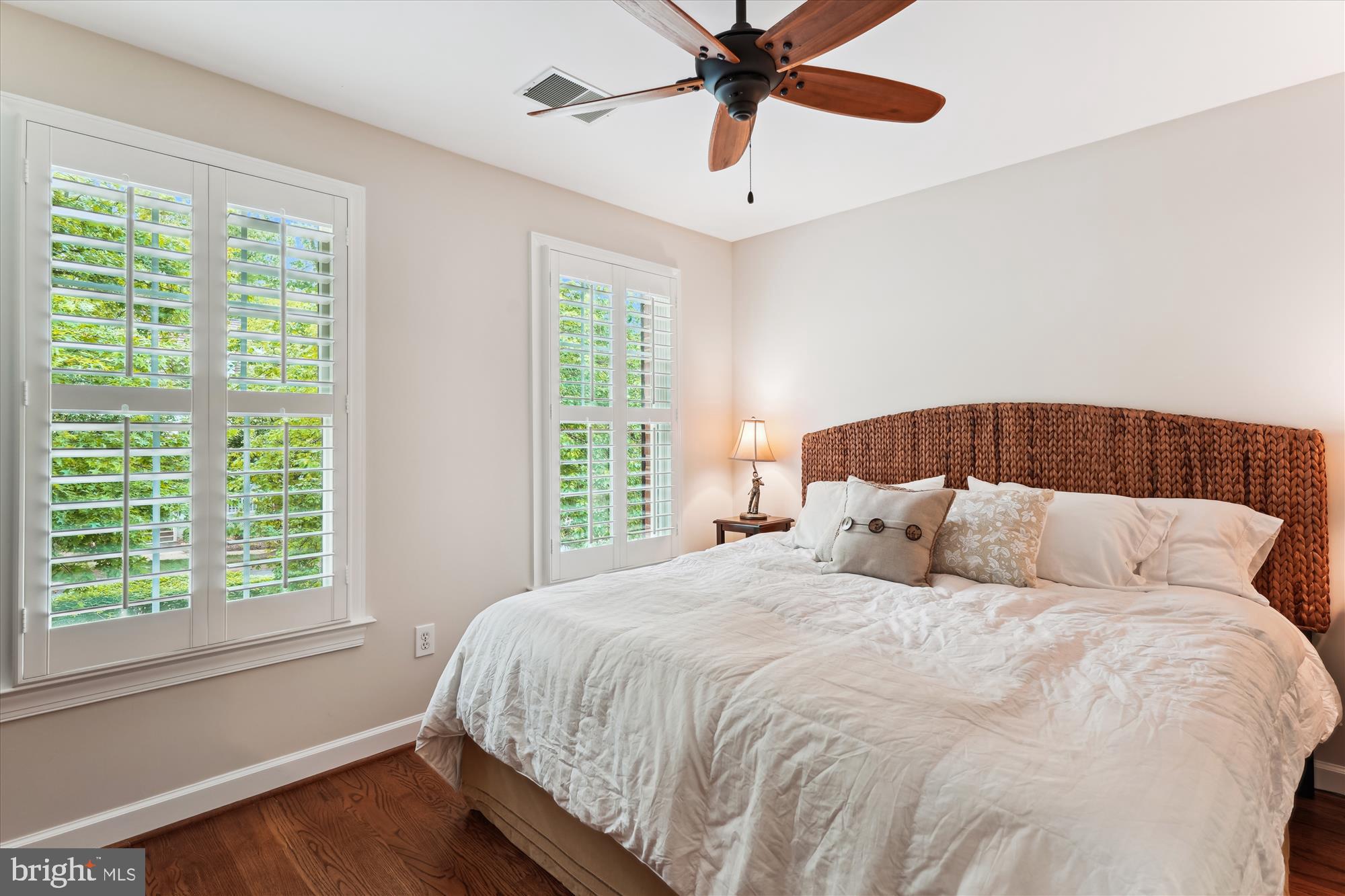 KENTLANDS - Residential