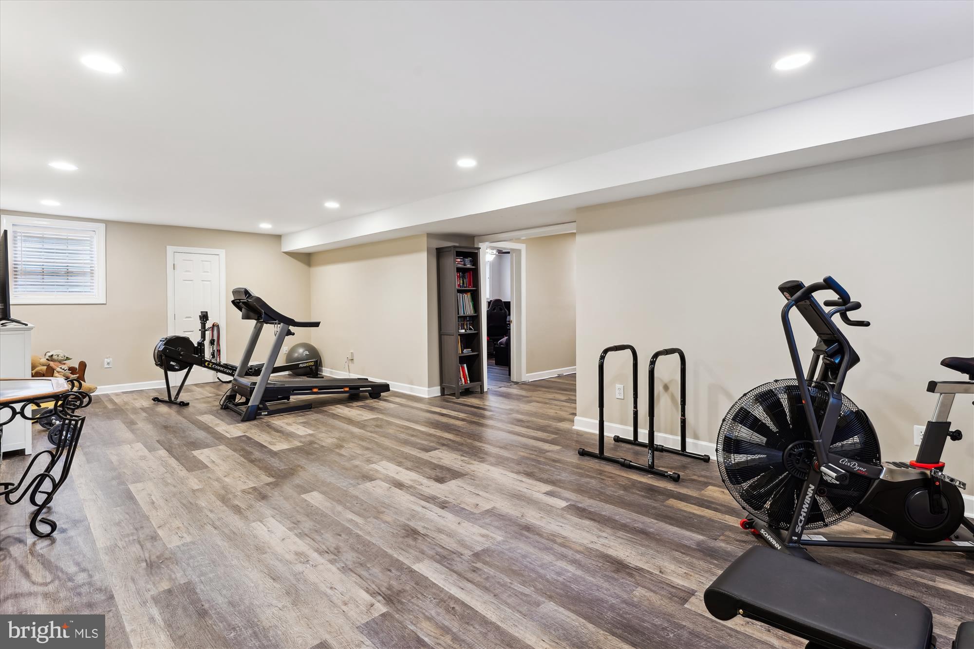 KENTLANDS - Residential