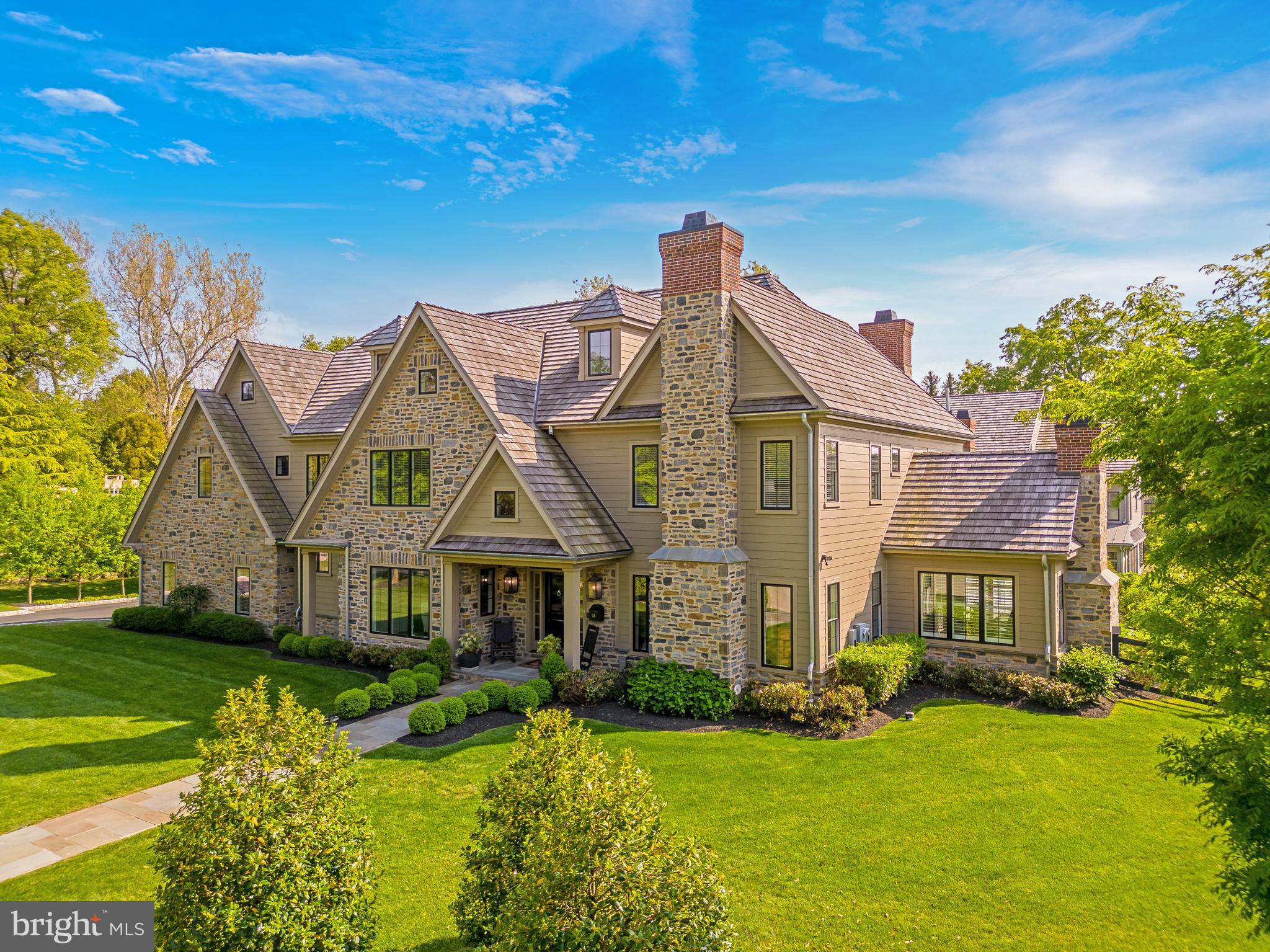 CHESTNUT HILL - Residential