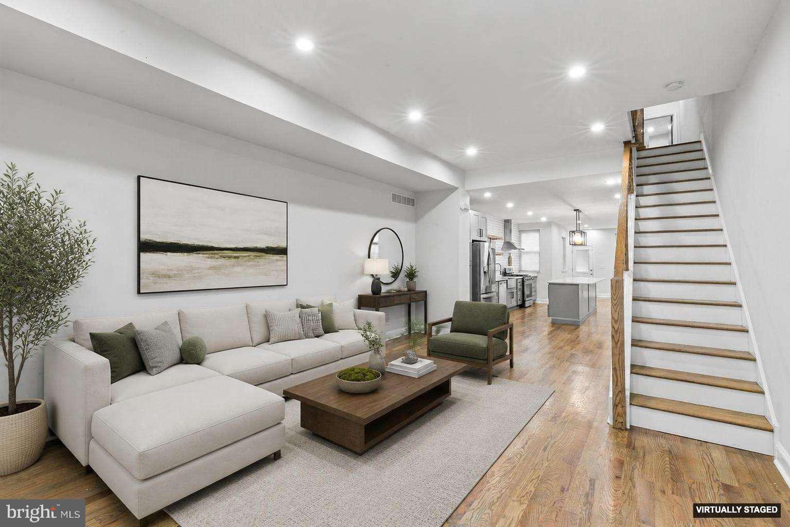 STRAWBERRY MANSION - Residential