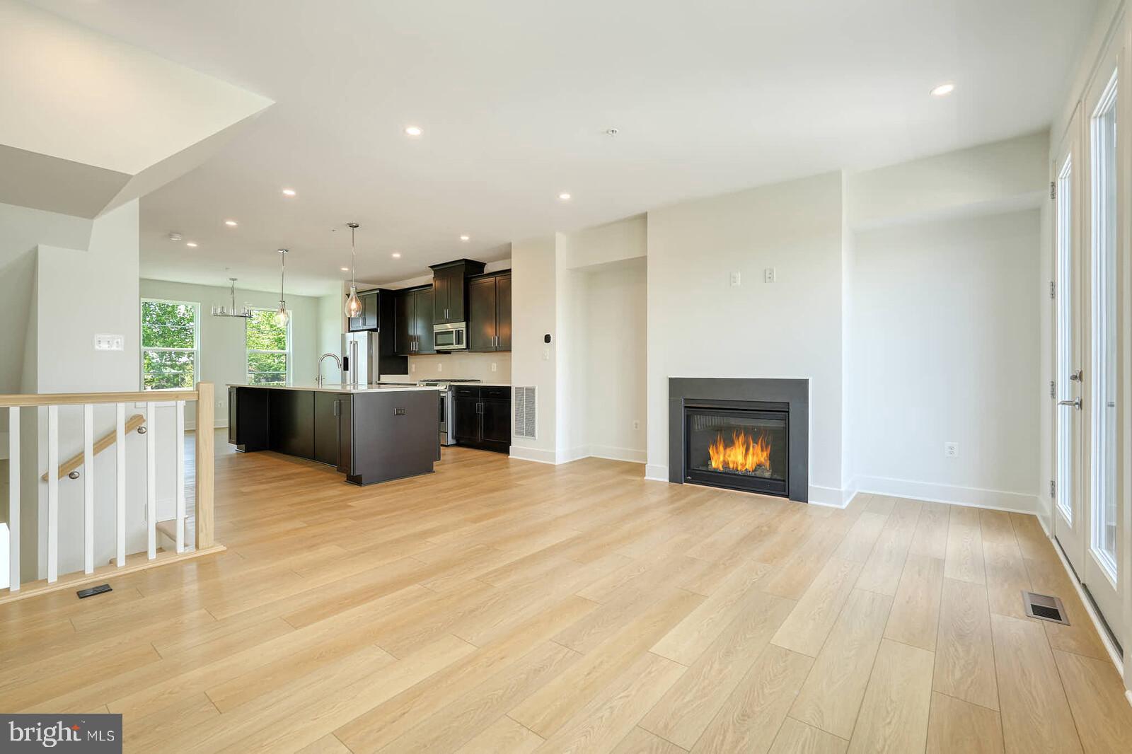 THE GROVE - Residential Lease