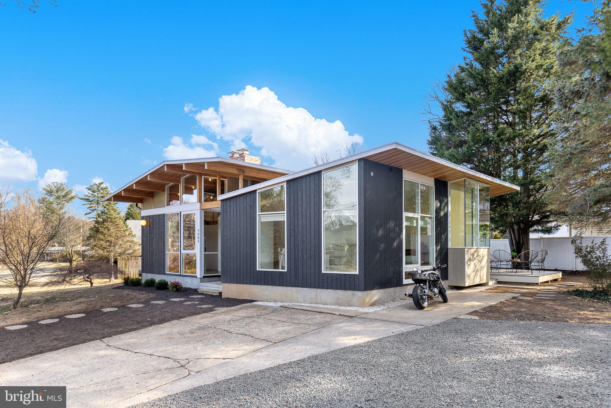 HOLMES RUN ACRES - Residential