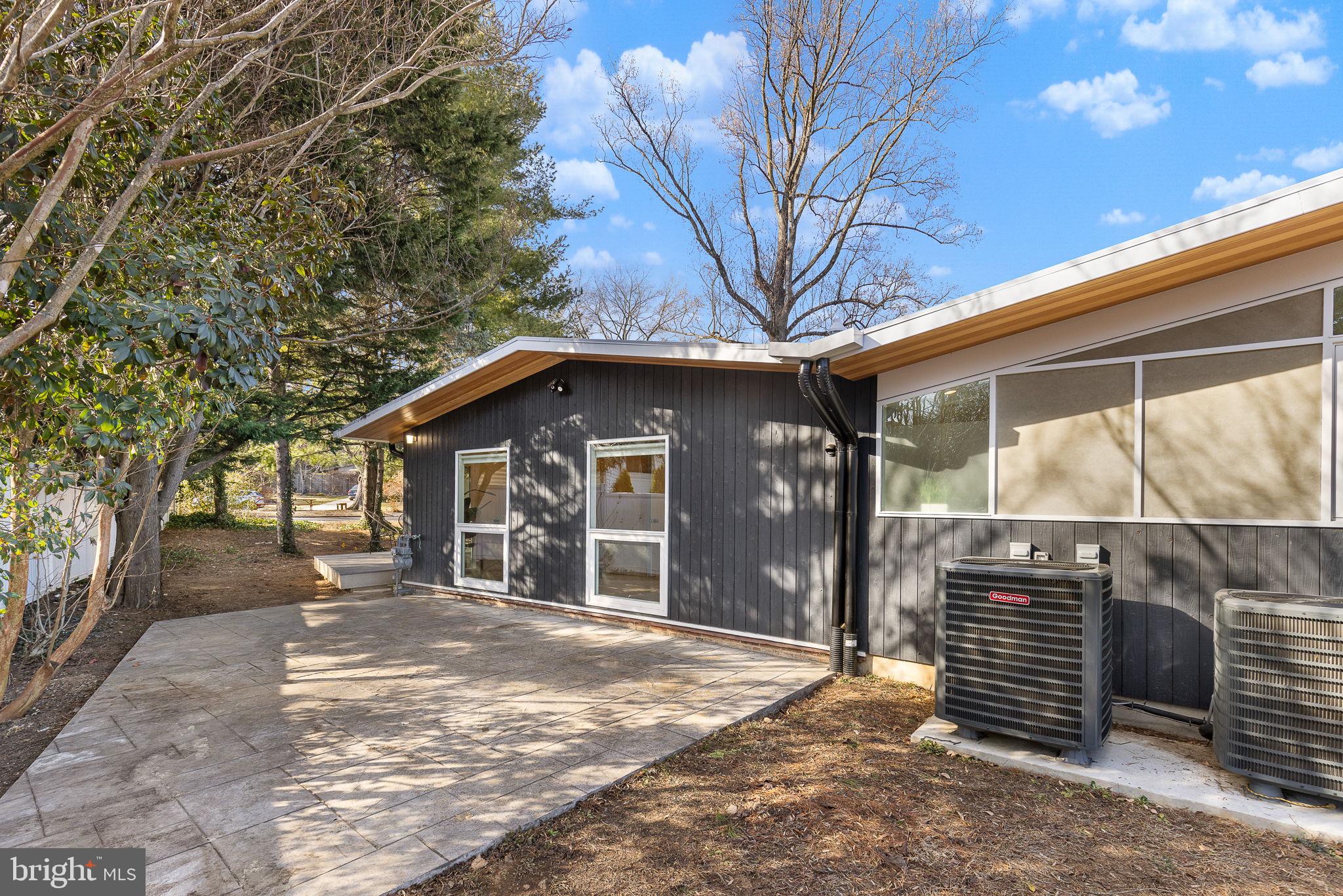HOLMES RUN ACRES - Residential