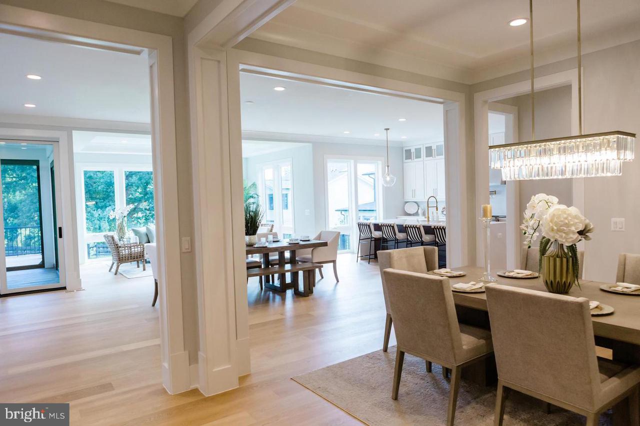 FAIRDALE - Residential