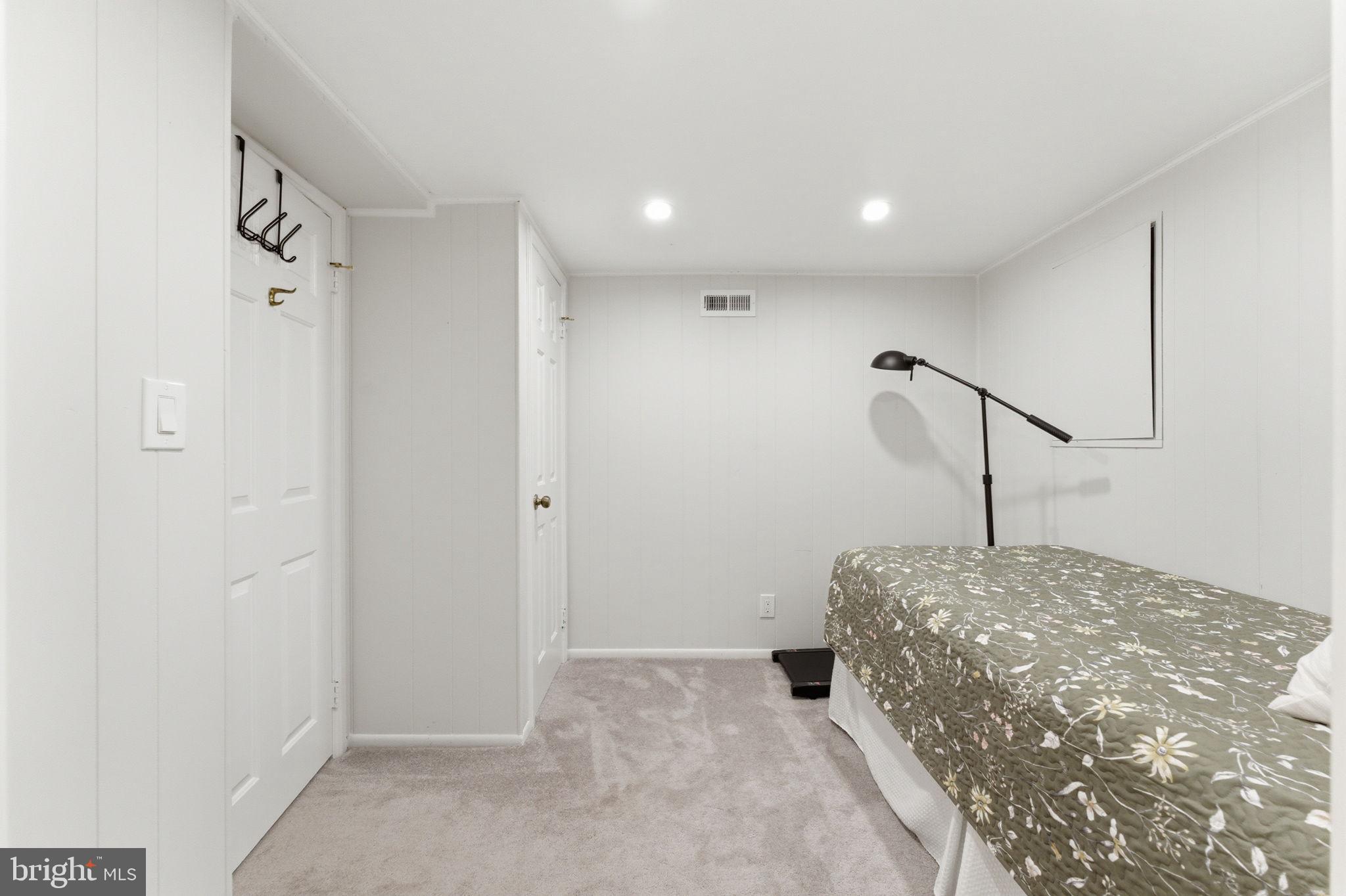 FAIRLINGTON VILLAGES - Residential