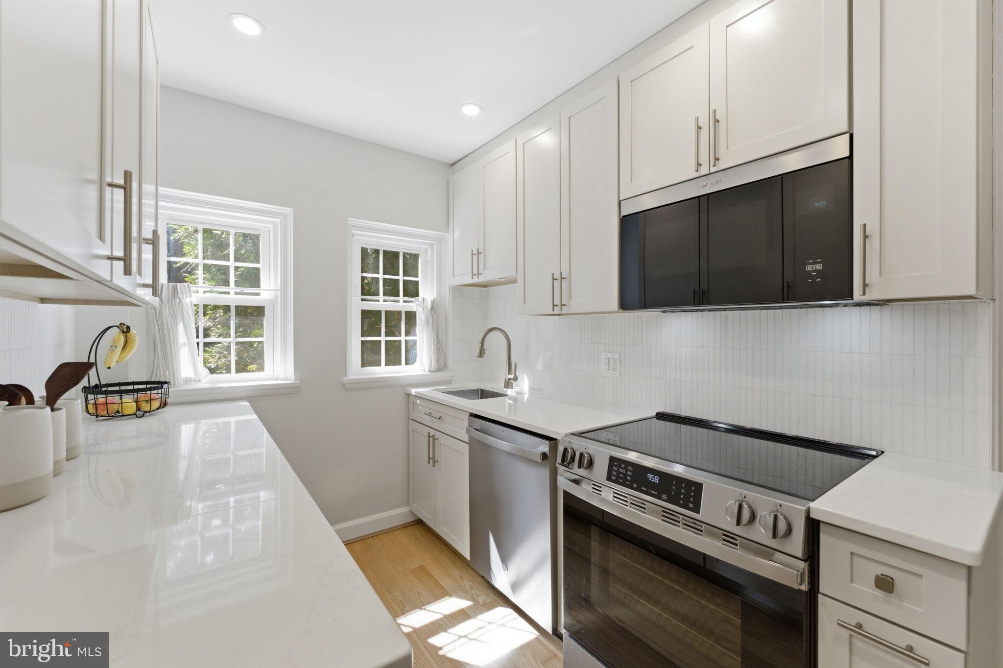 FAIRLINGTON VILLAGES - Residential