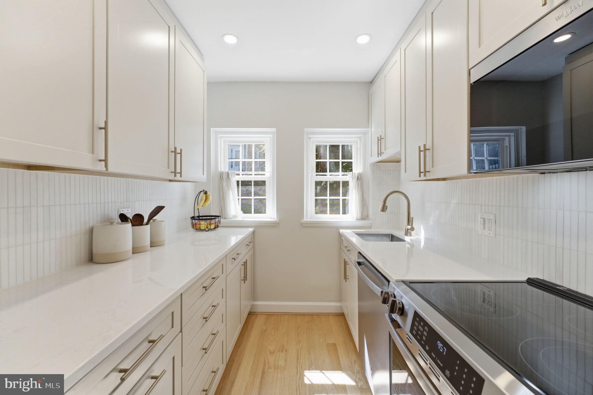 FAIRLINGTON VILLAGES - Residential