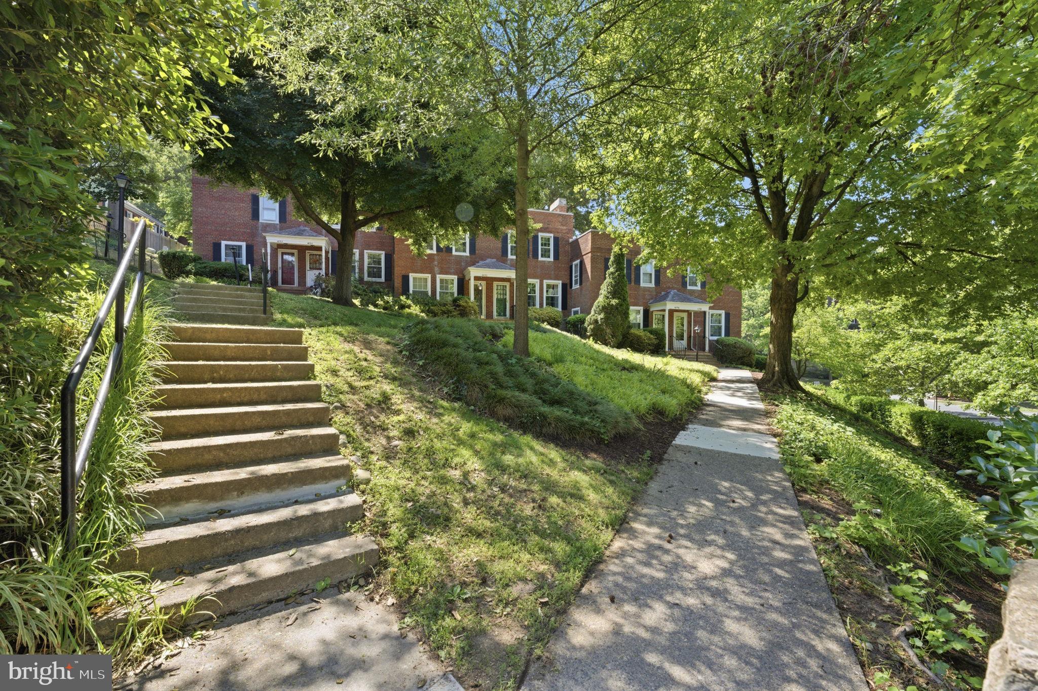 FAIRLINGTON VILLAGES - Residential