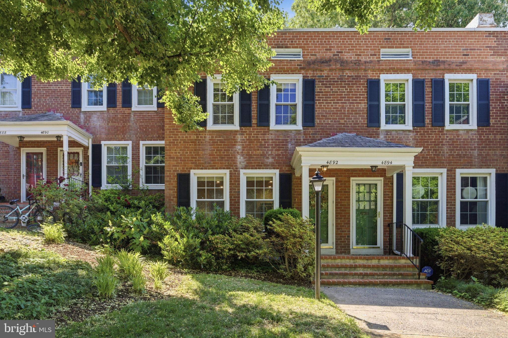 FAIRLINGTON VILLAGES - Residential