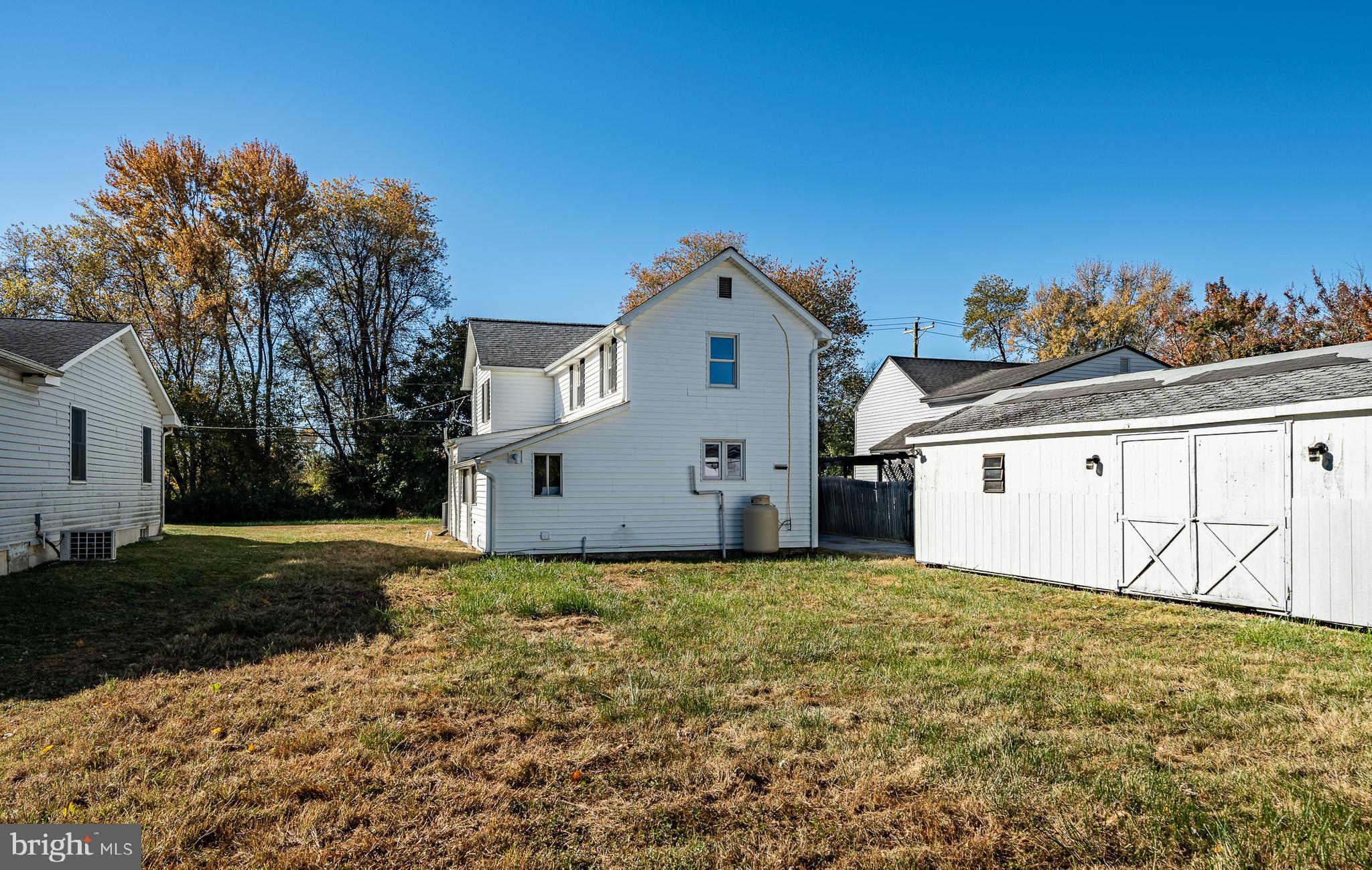 LUMS POND ESTATES - Residential