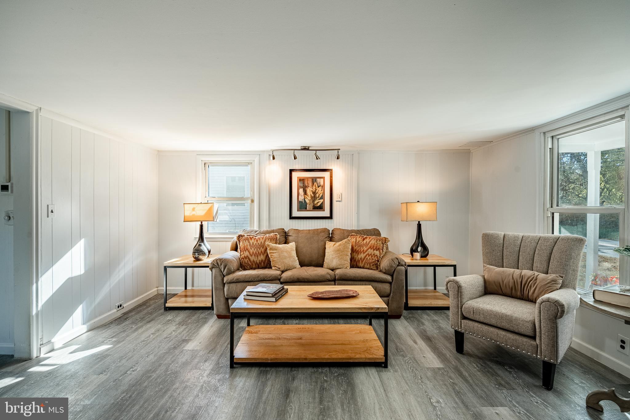 LUMS POND ESTATES - Residential