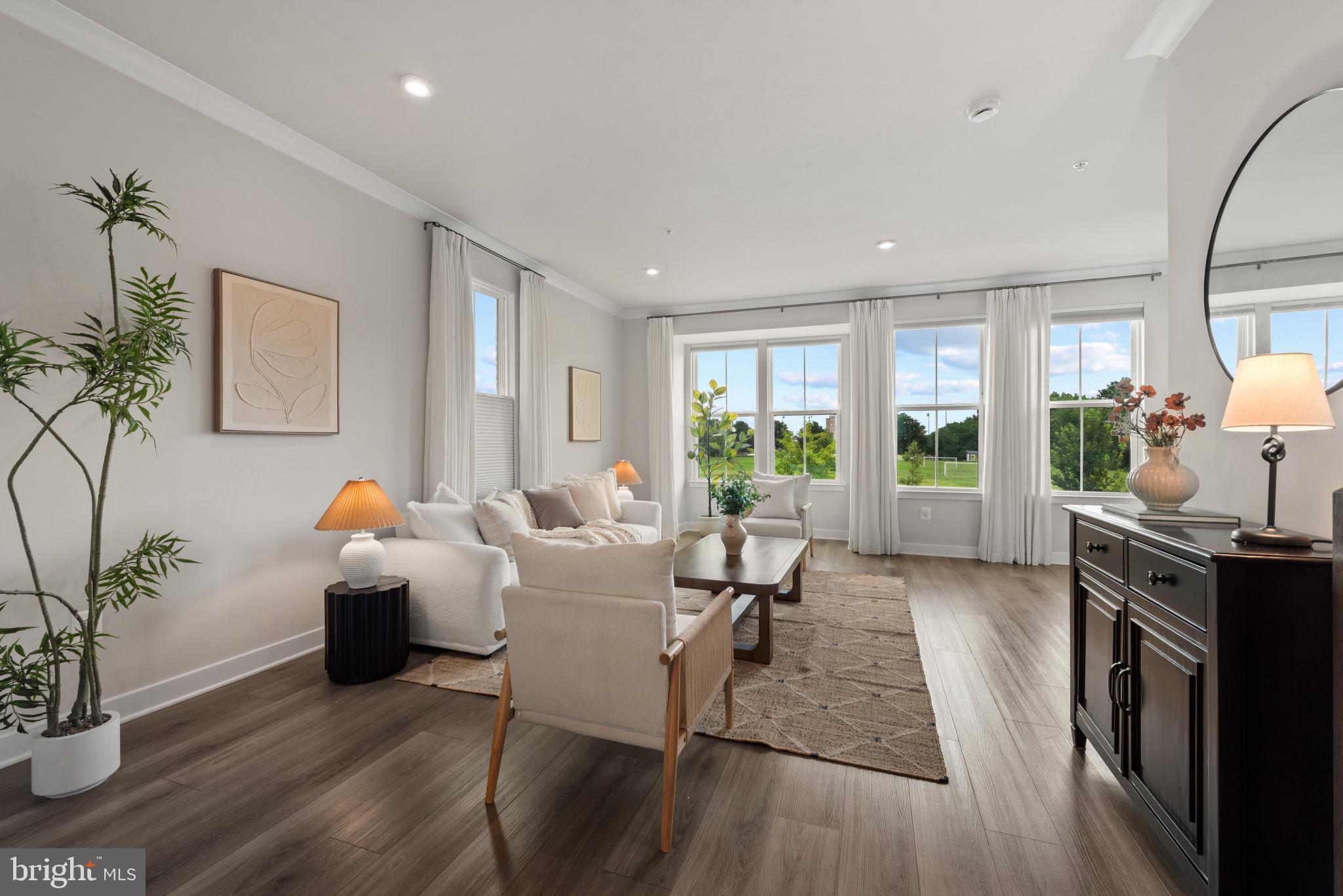 BANNER ROW - Residential