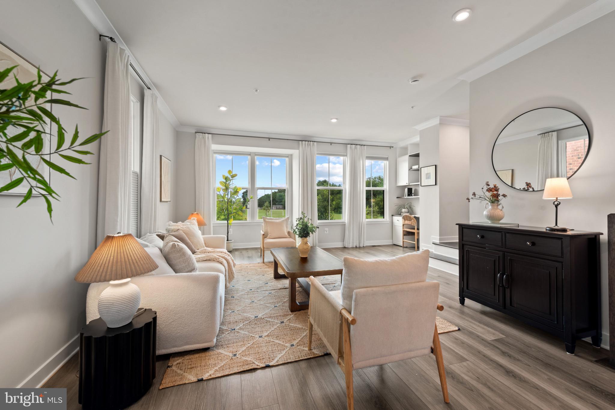 BANNER ROW - Residential