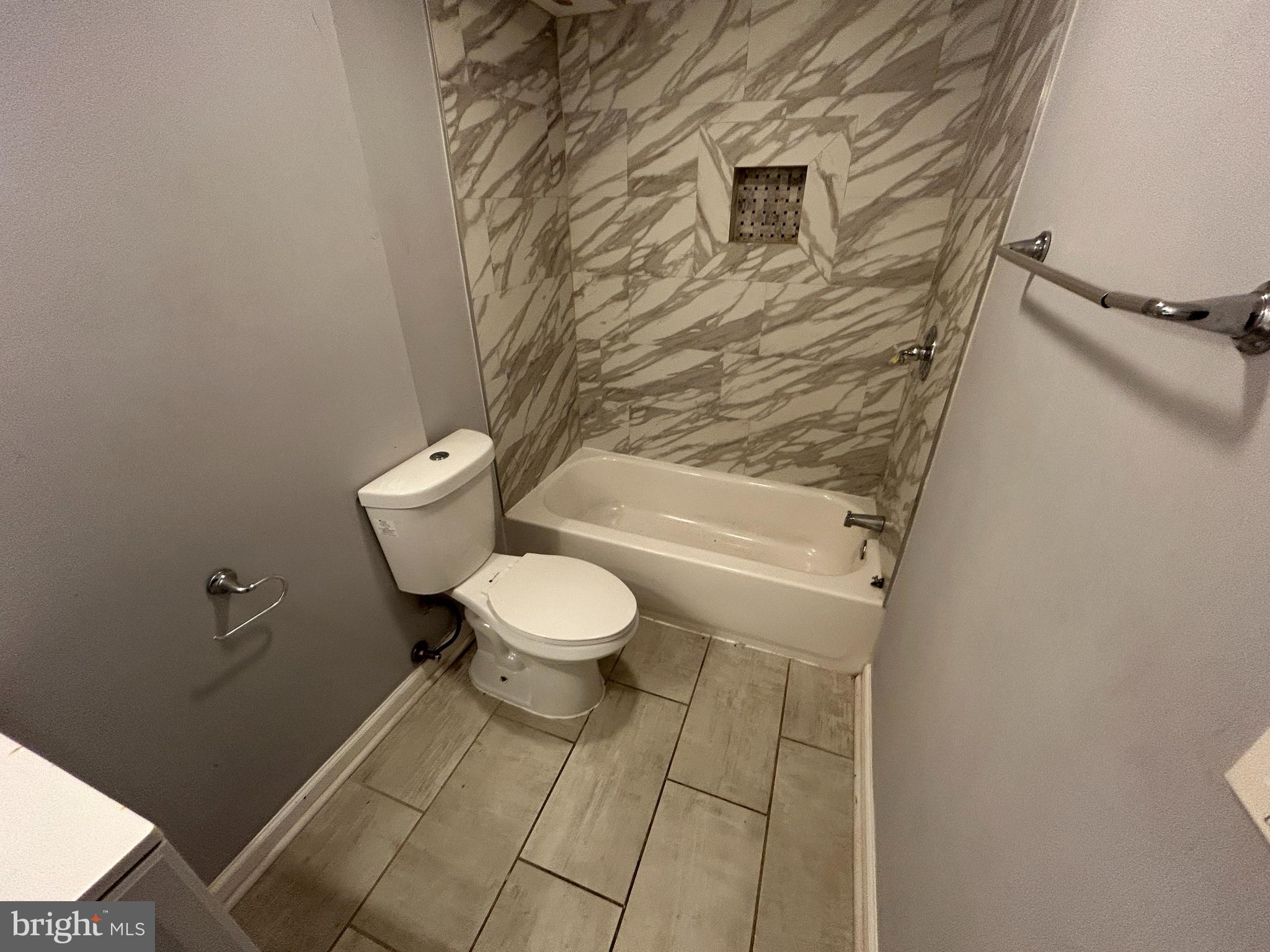BROADWAY EAST - Residential