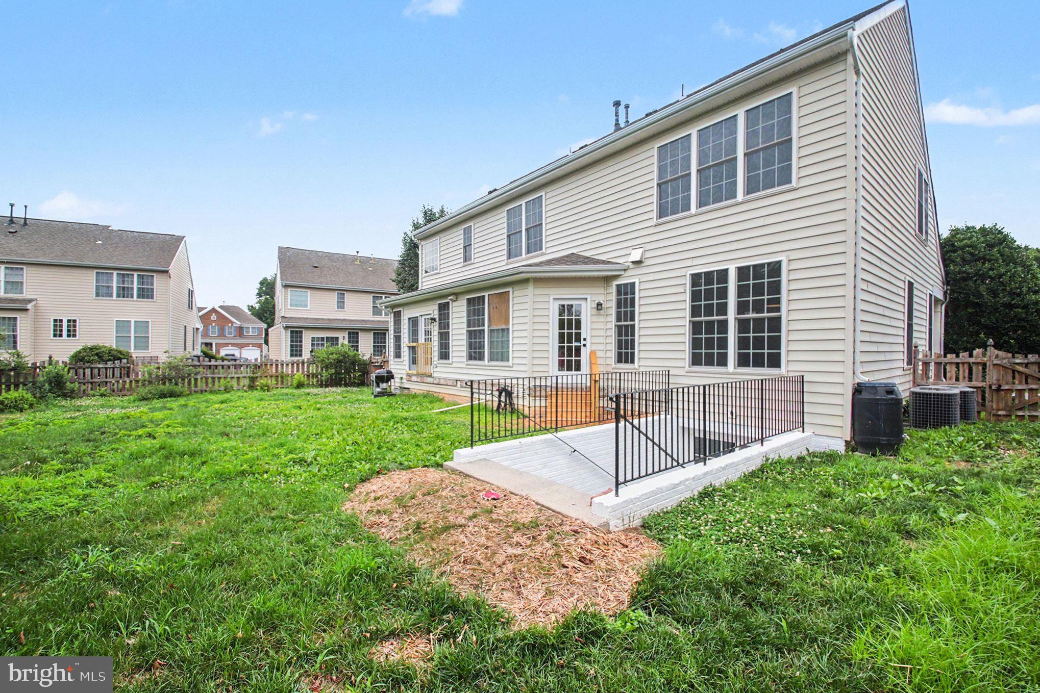 PARKWAY WEST - Residential