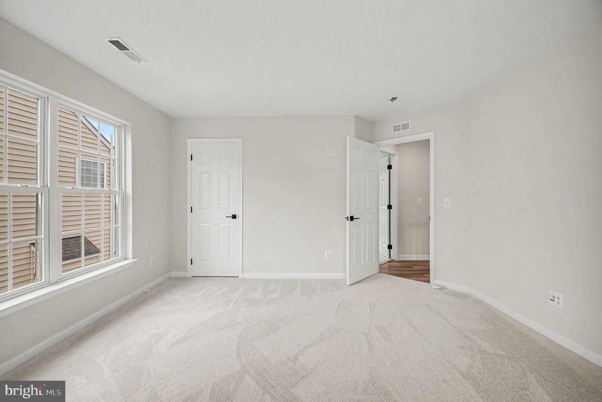 PARKWAY WEST - Residential