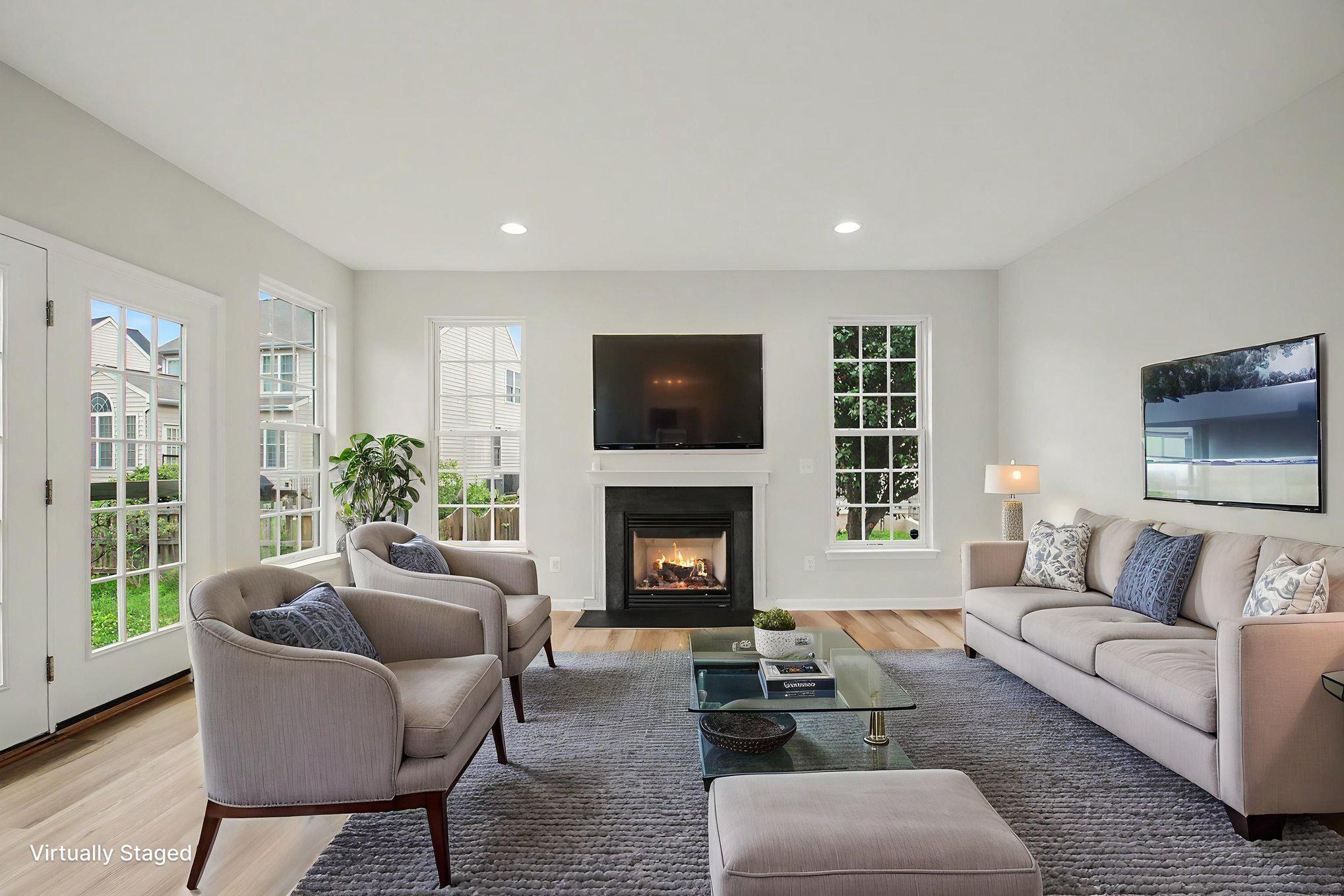 PARKWAY WEST - Residential