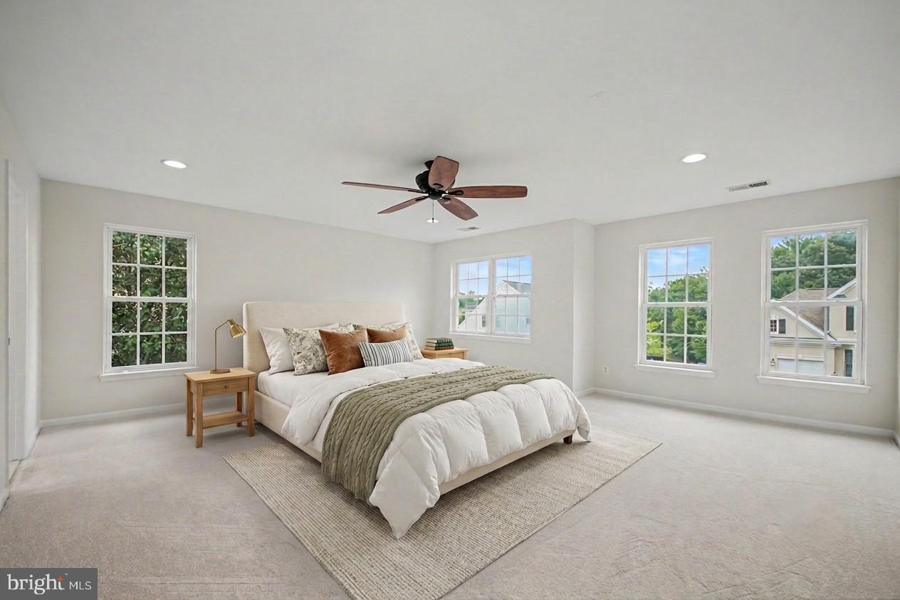 PARKWAY WEST - Residential