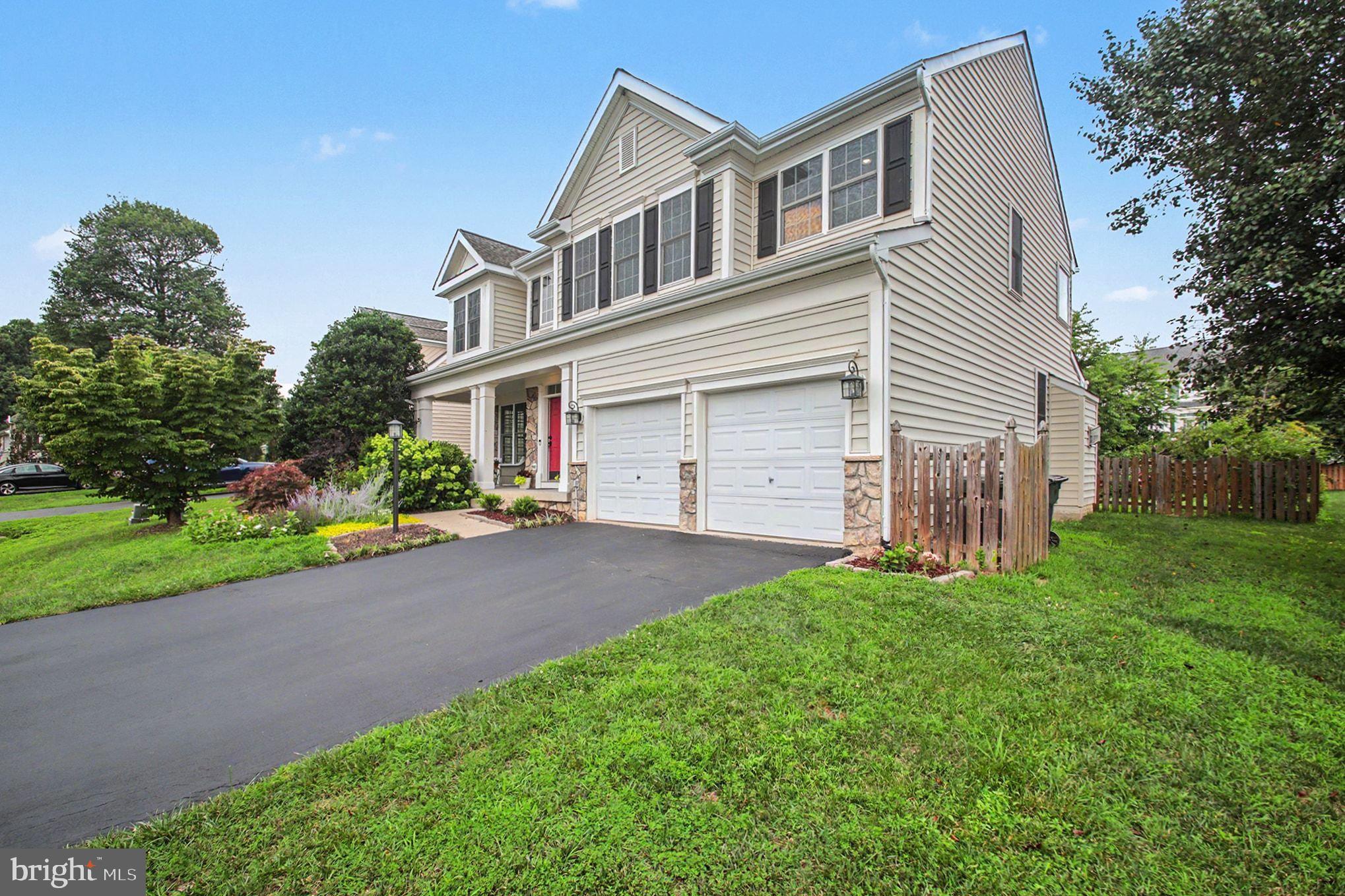PARKWAY WEST - Residential