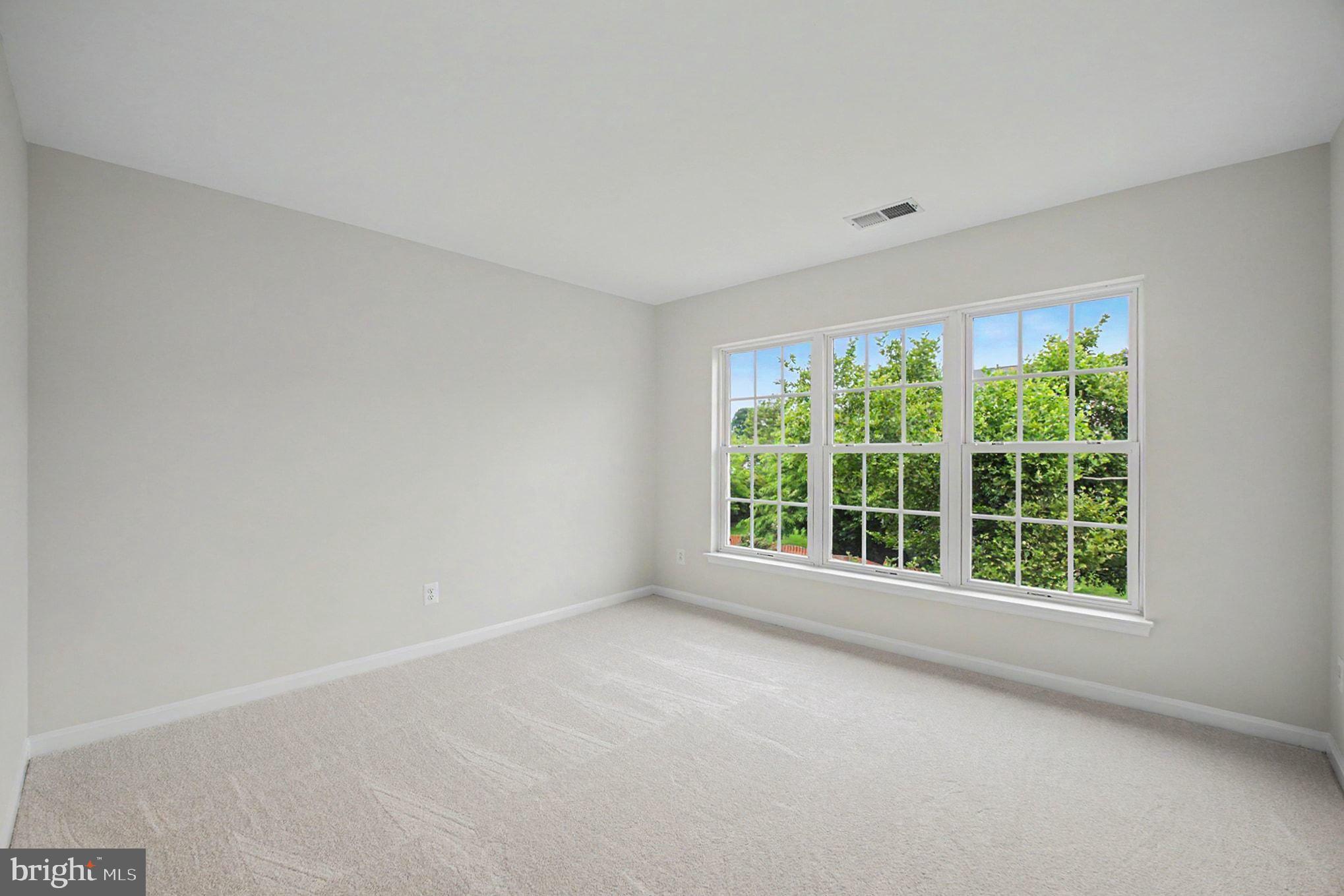 PARKWAY WEST - Residential