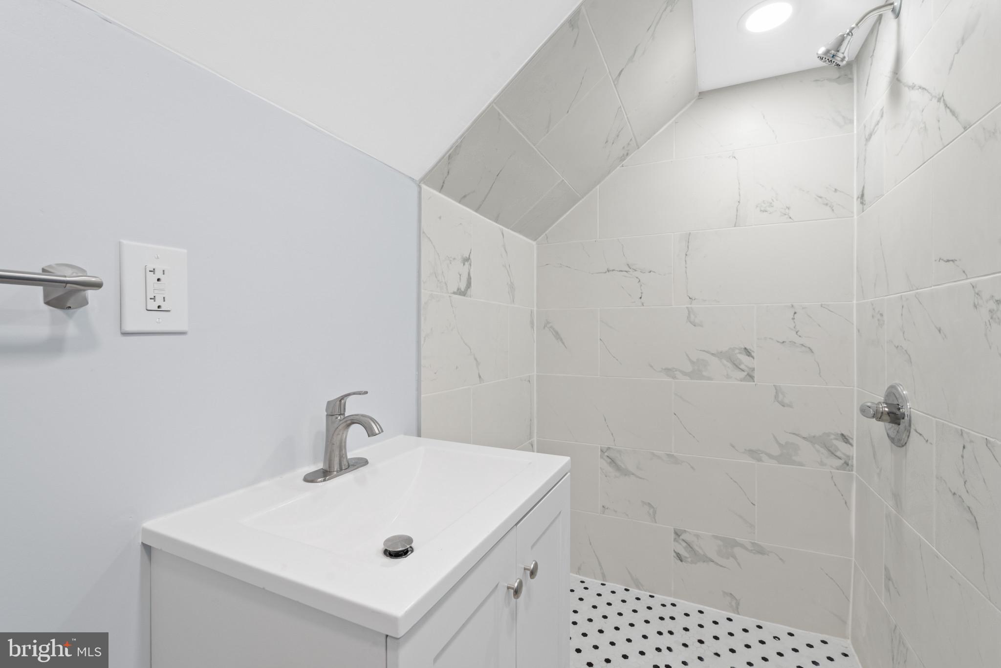 PARKVILLE HEIGHTS - Residential