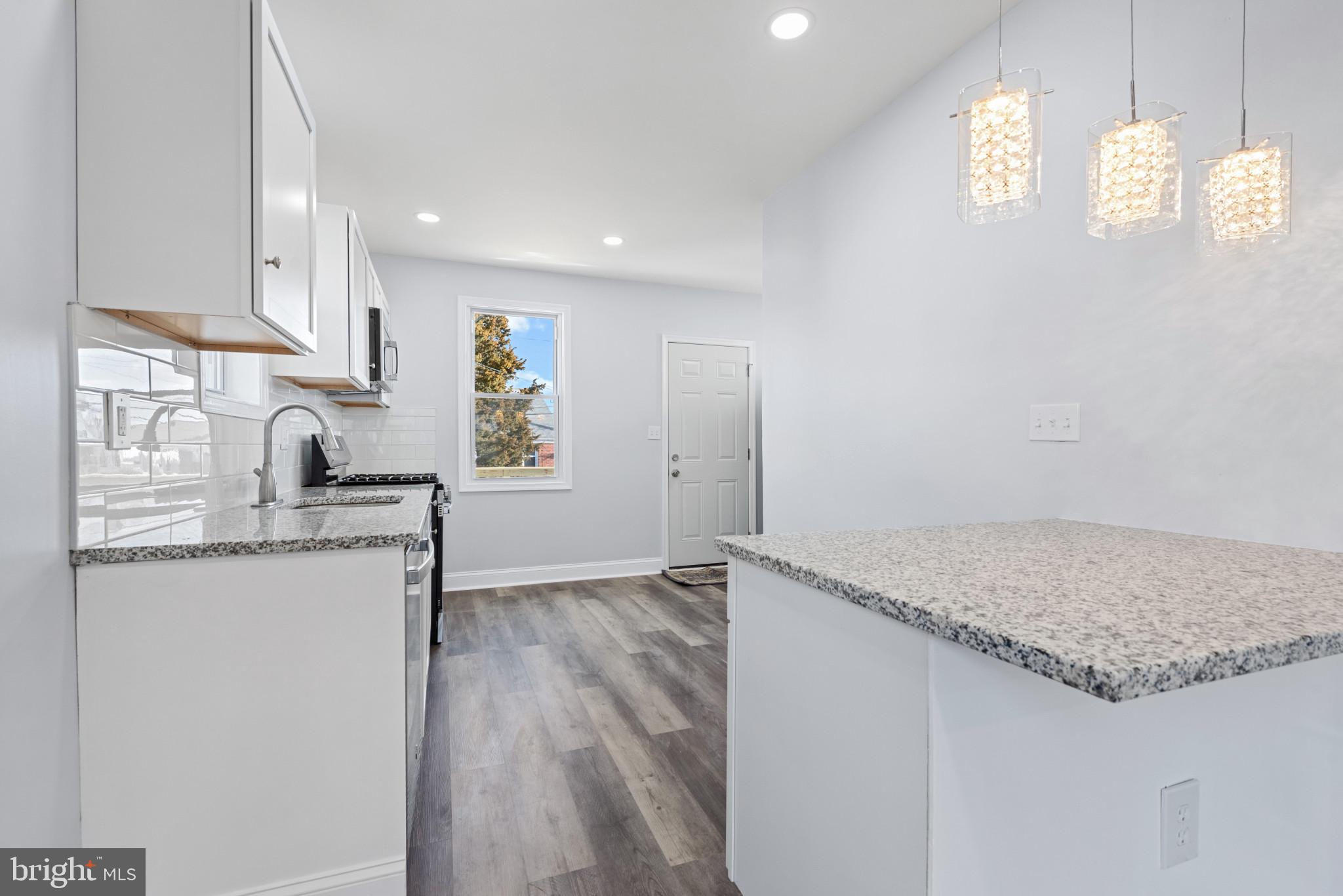PARKVILLE HEIGHTS - Residential