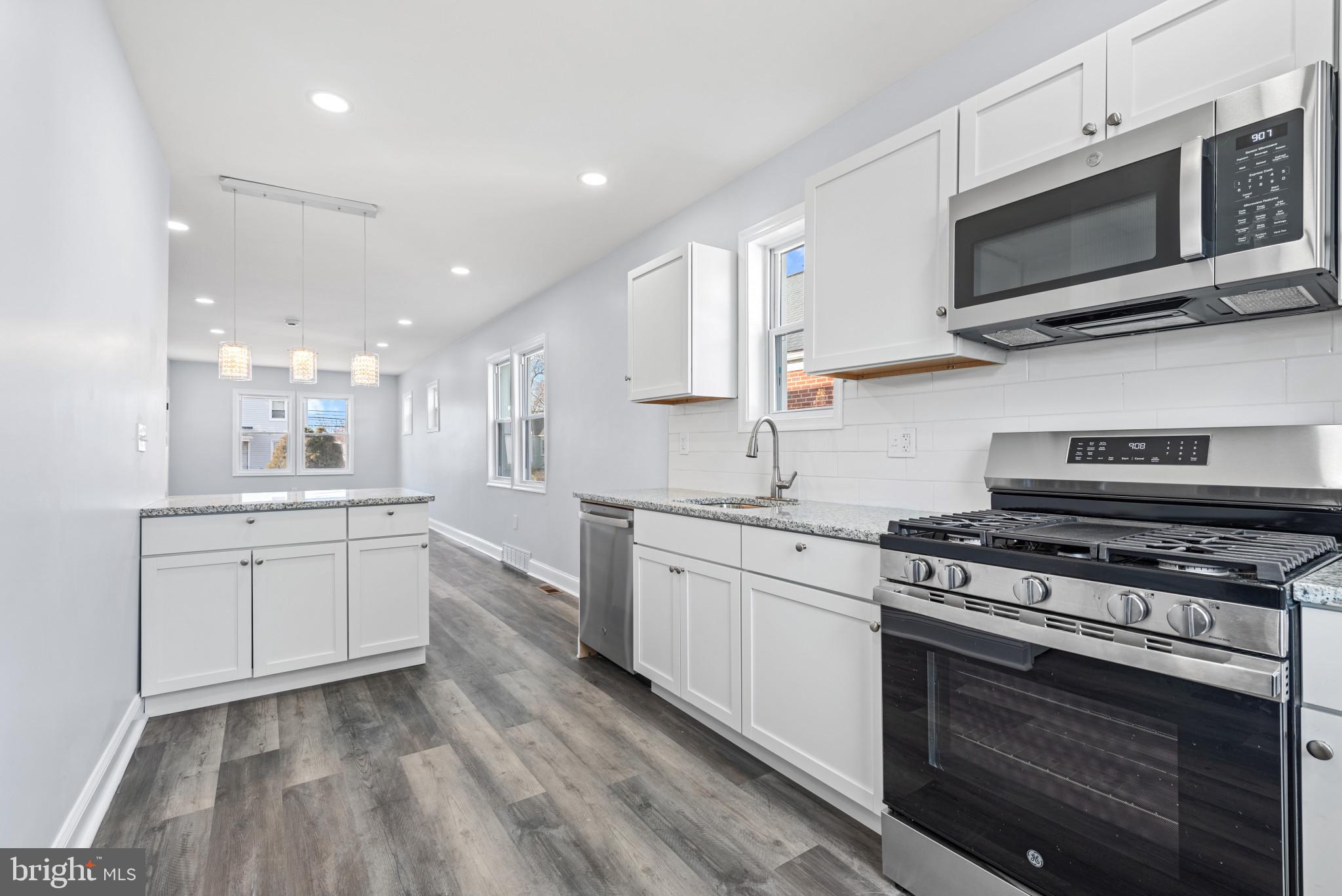 PARKVILLE HEIGHTS - Residential