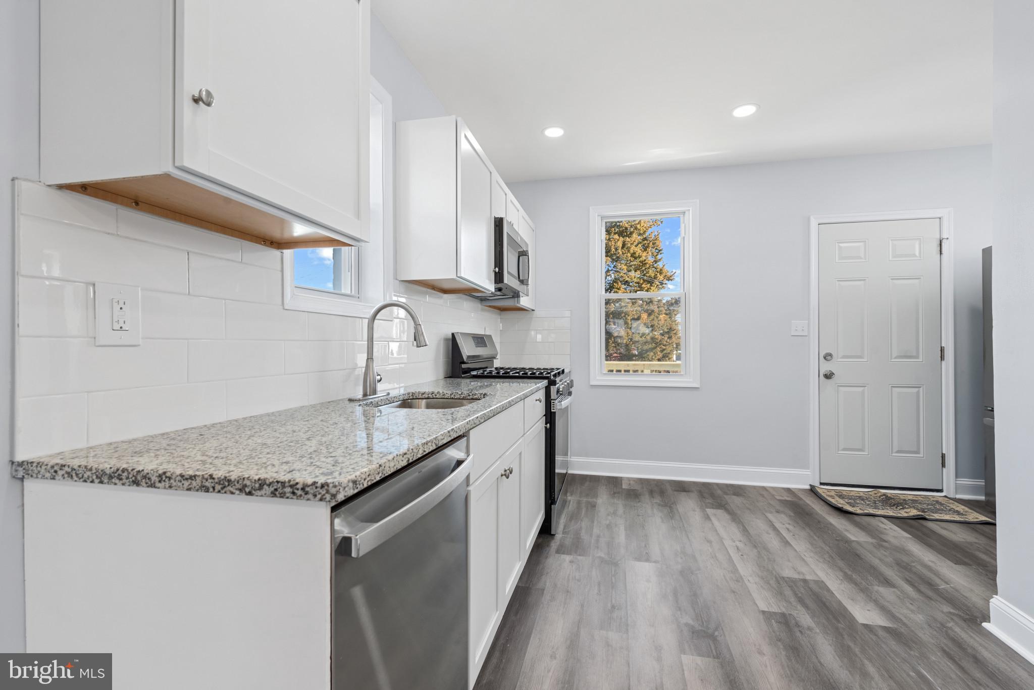 PARKVILLE HEIGHTS - Residential