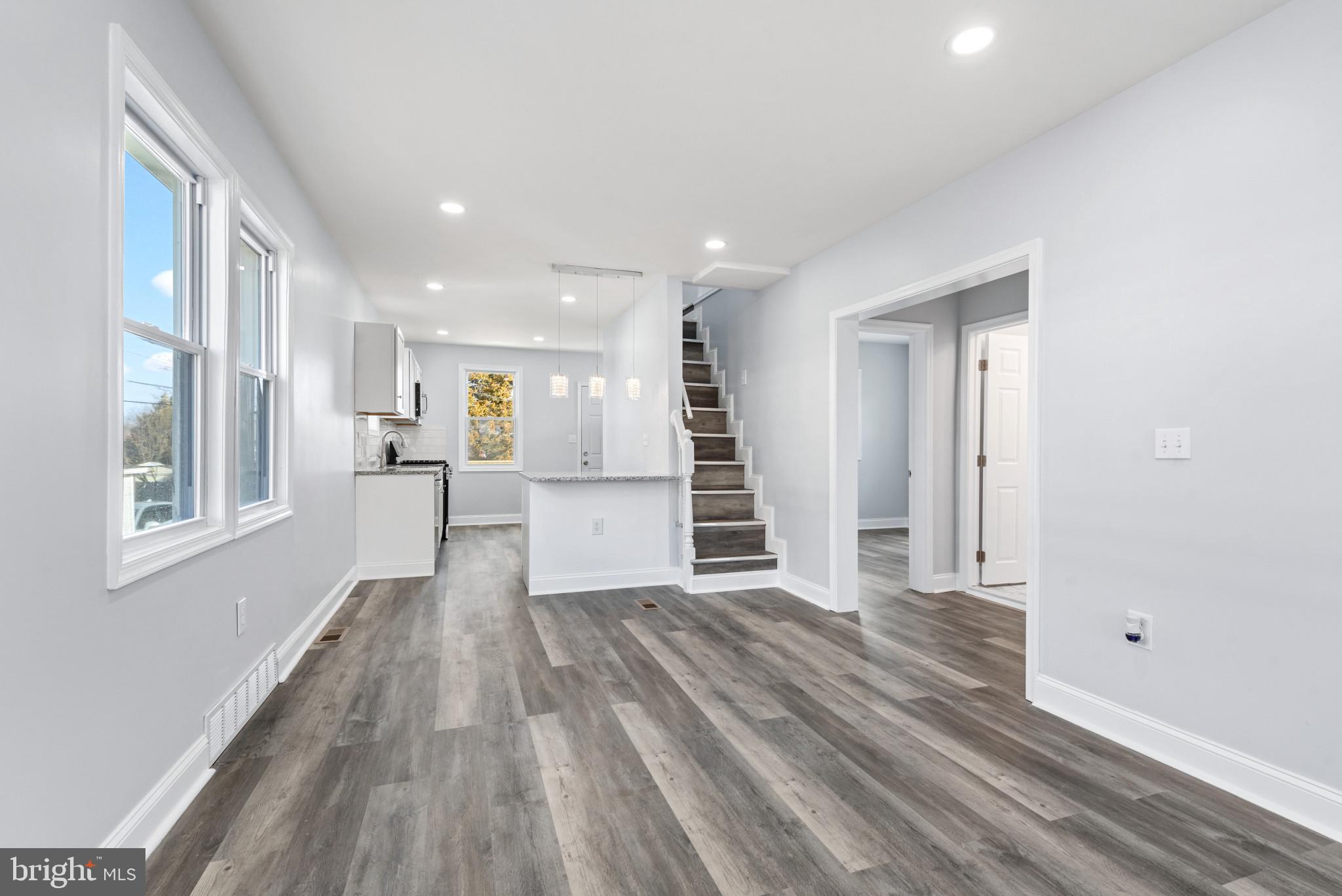 PARKVILLE HEIGHTS - Residential