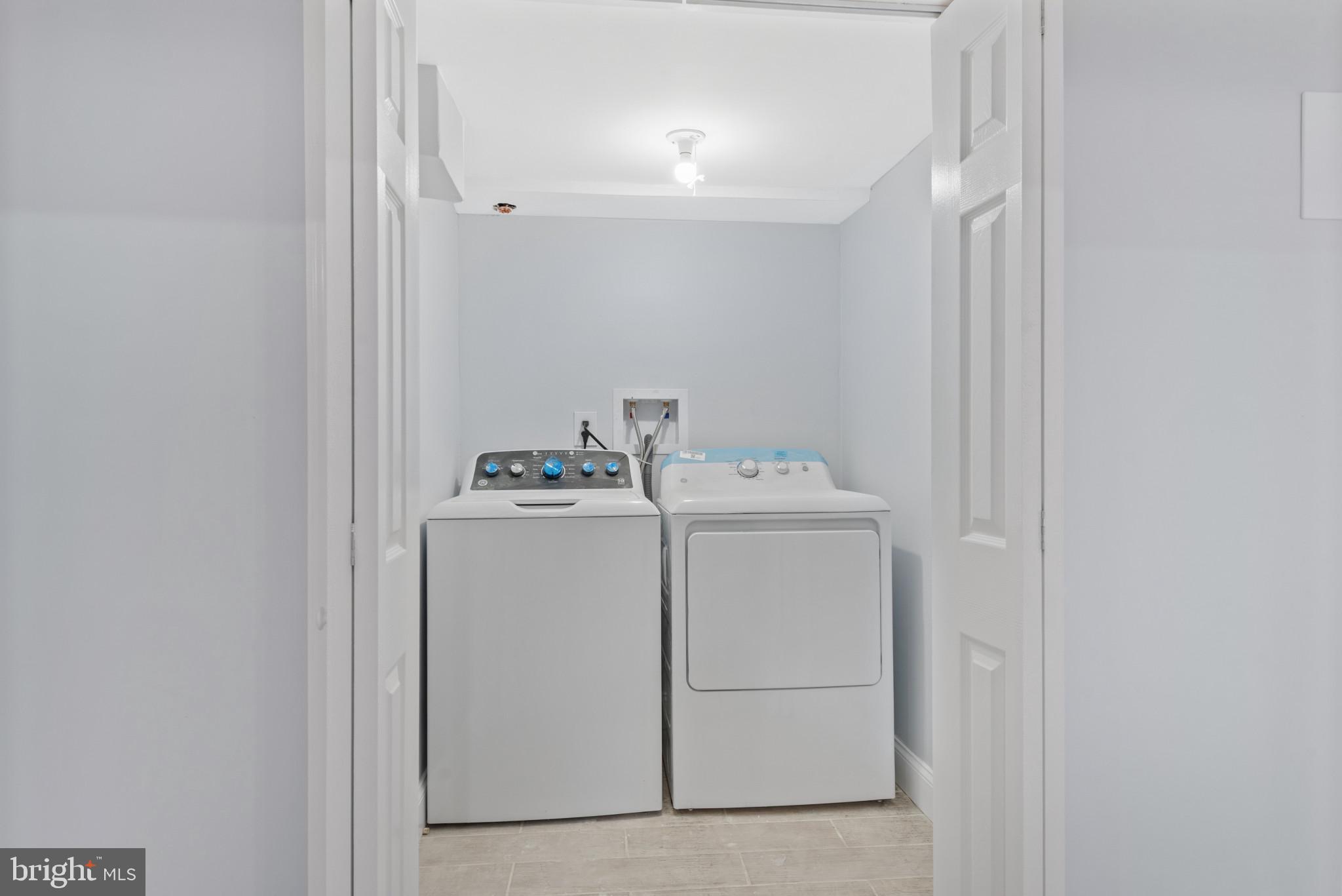 PARKVILLE HEIGHTS - Residential