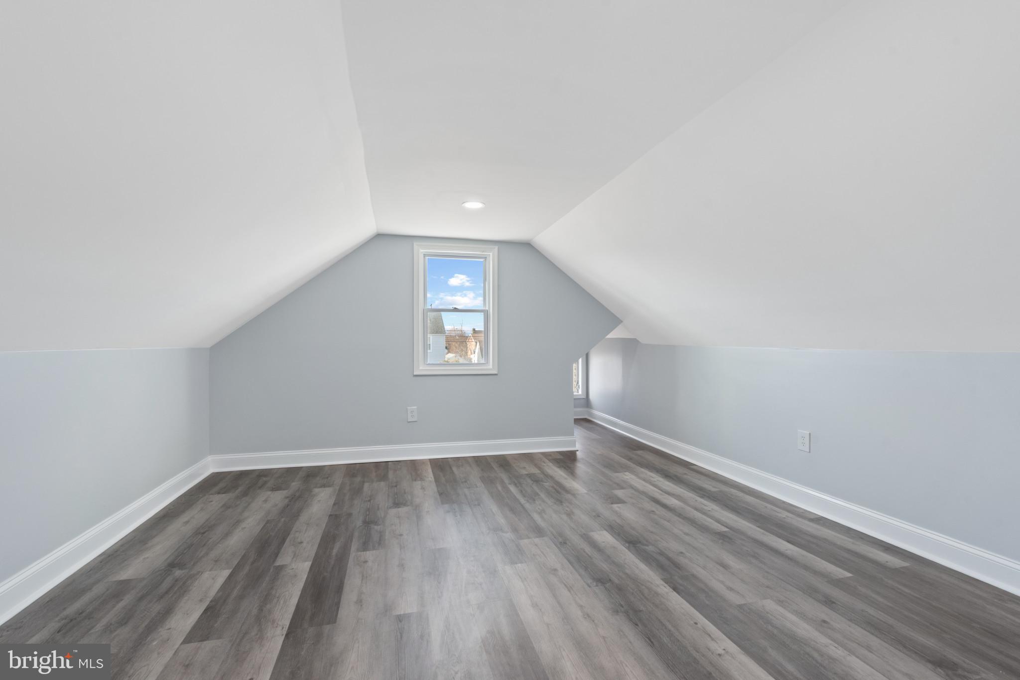 PARKVILLE HEIGHTS - Residential