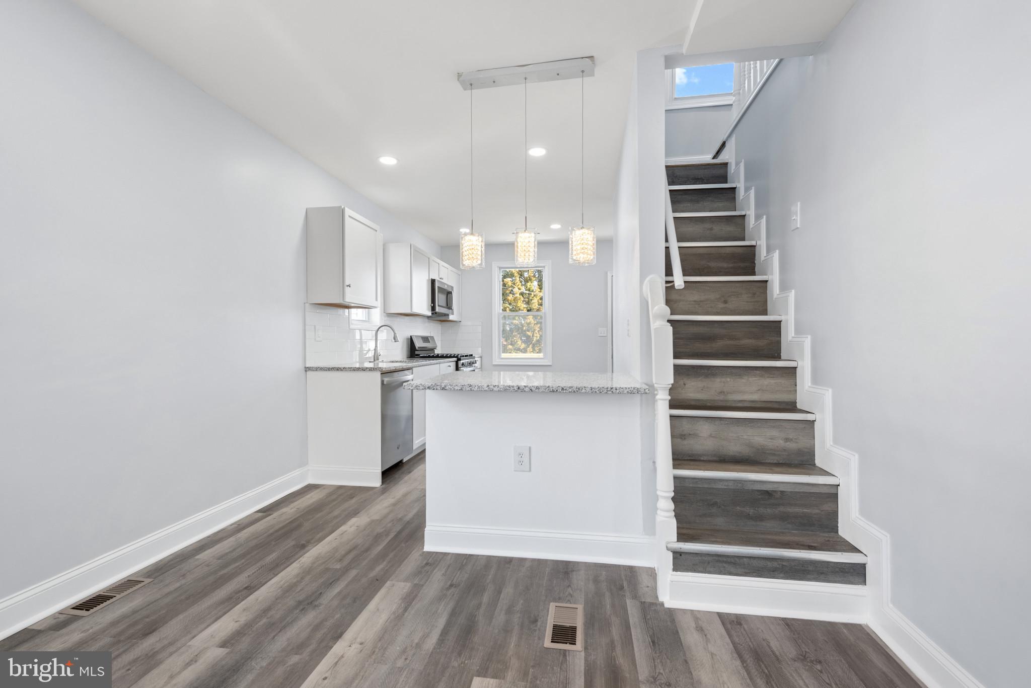 PARKVILLE HEIGHTS - Residential