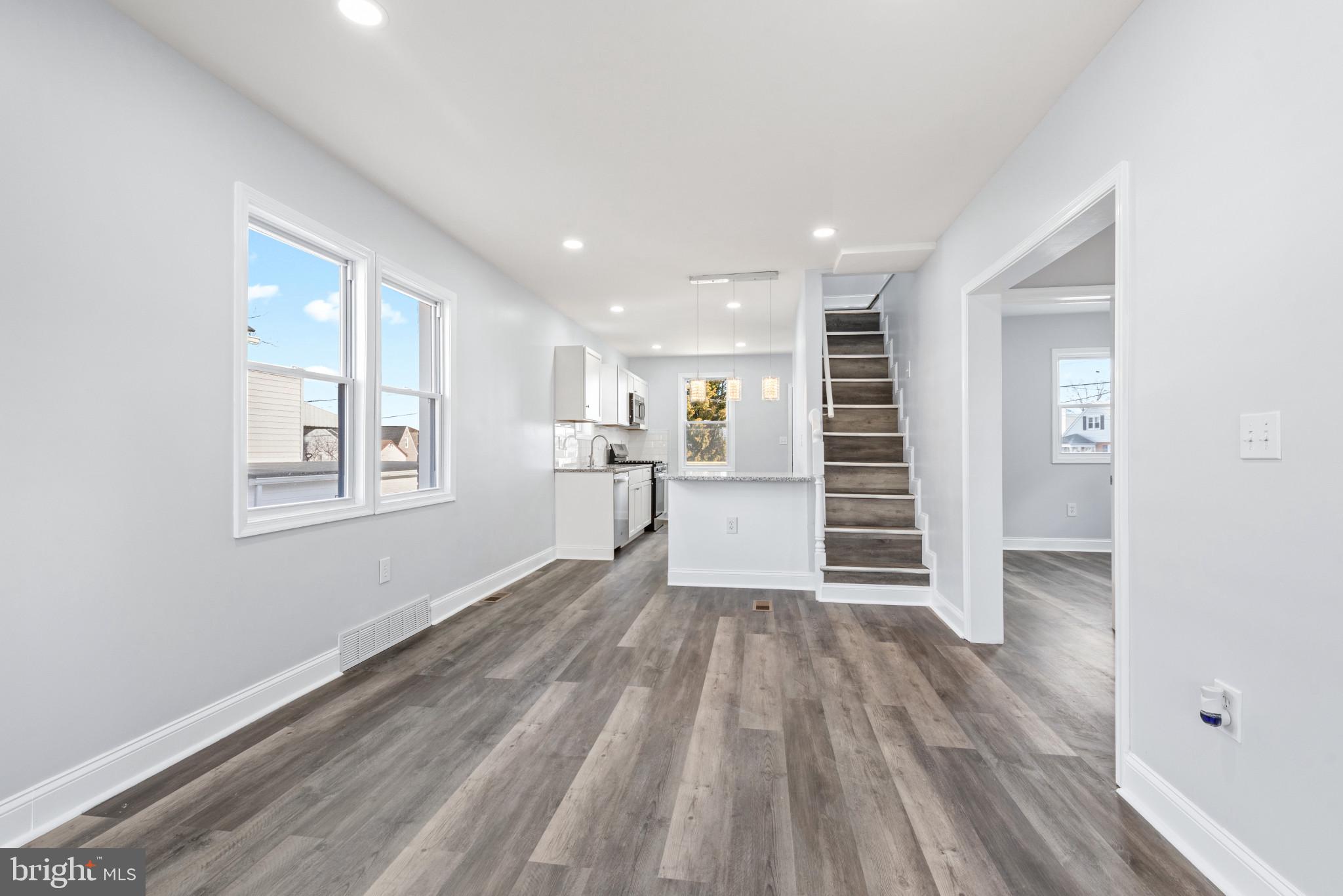 PARKVILLE HEIGHTS - Residential