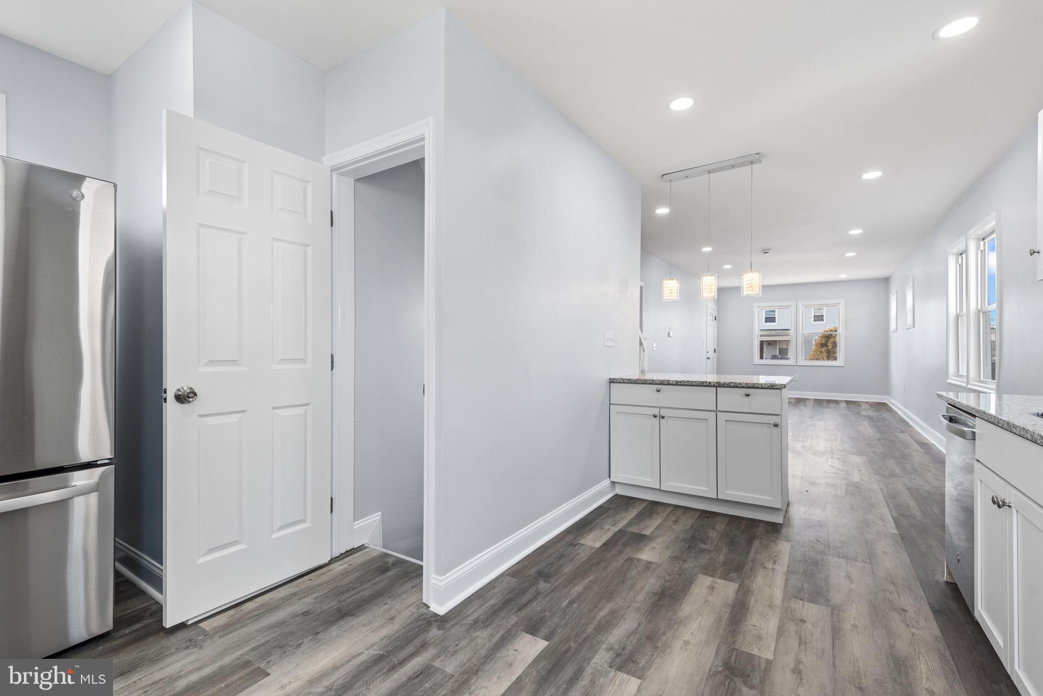 PARKVILLE HEIGHTS - Residential