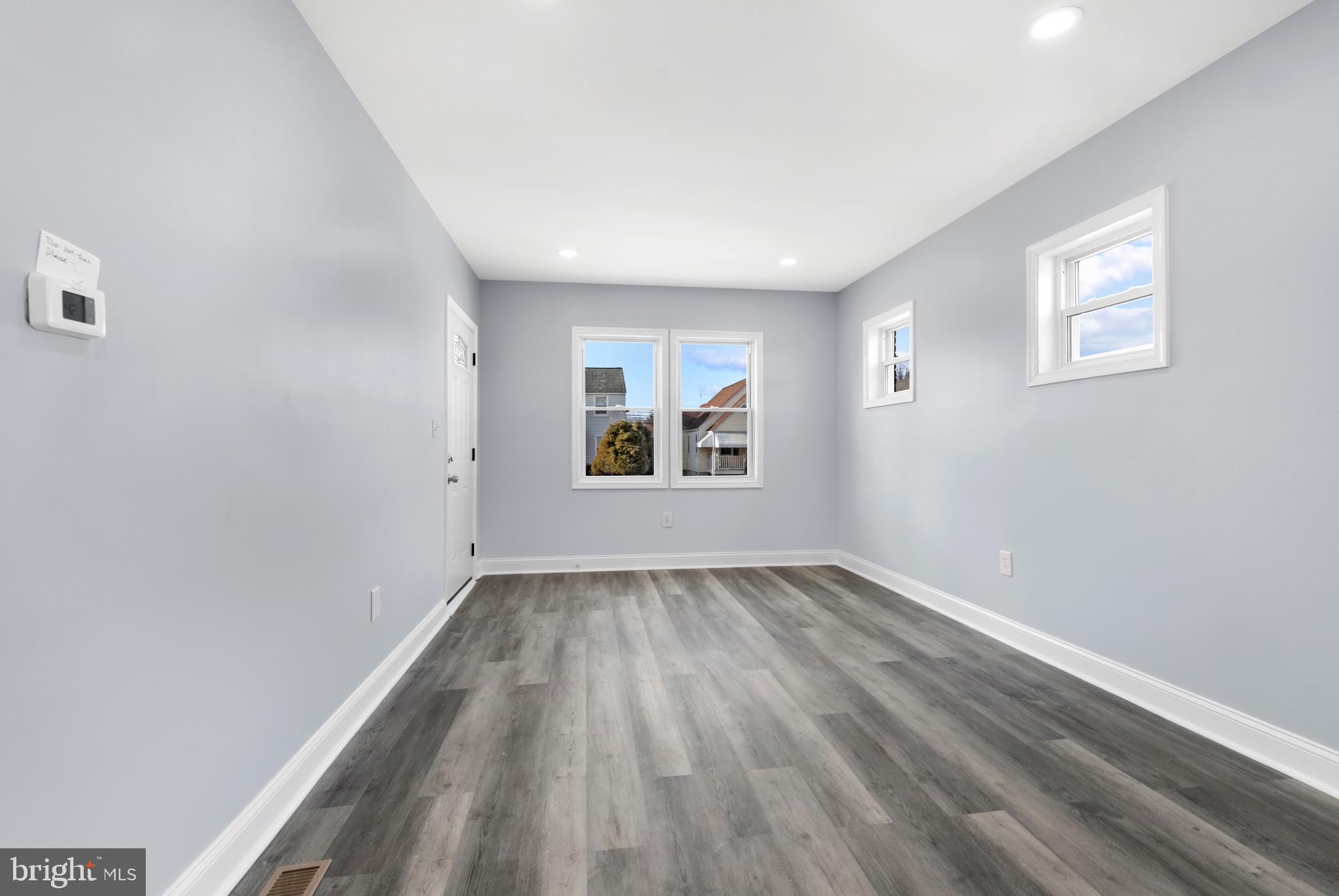 PARKVILLE HEIGHTS - Residential