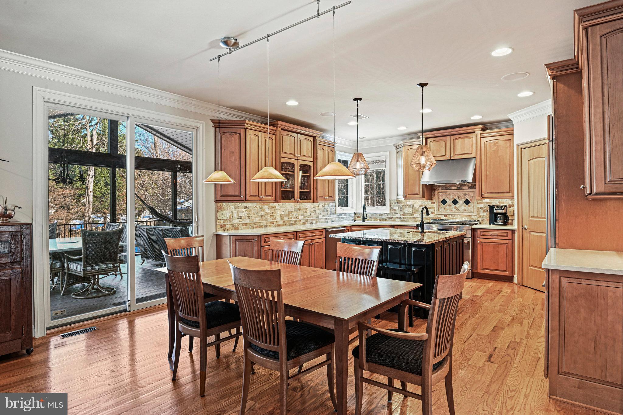 KINGCREST - Residential