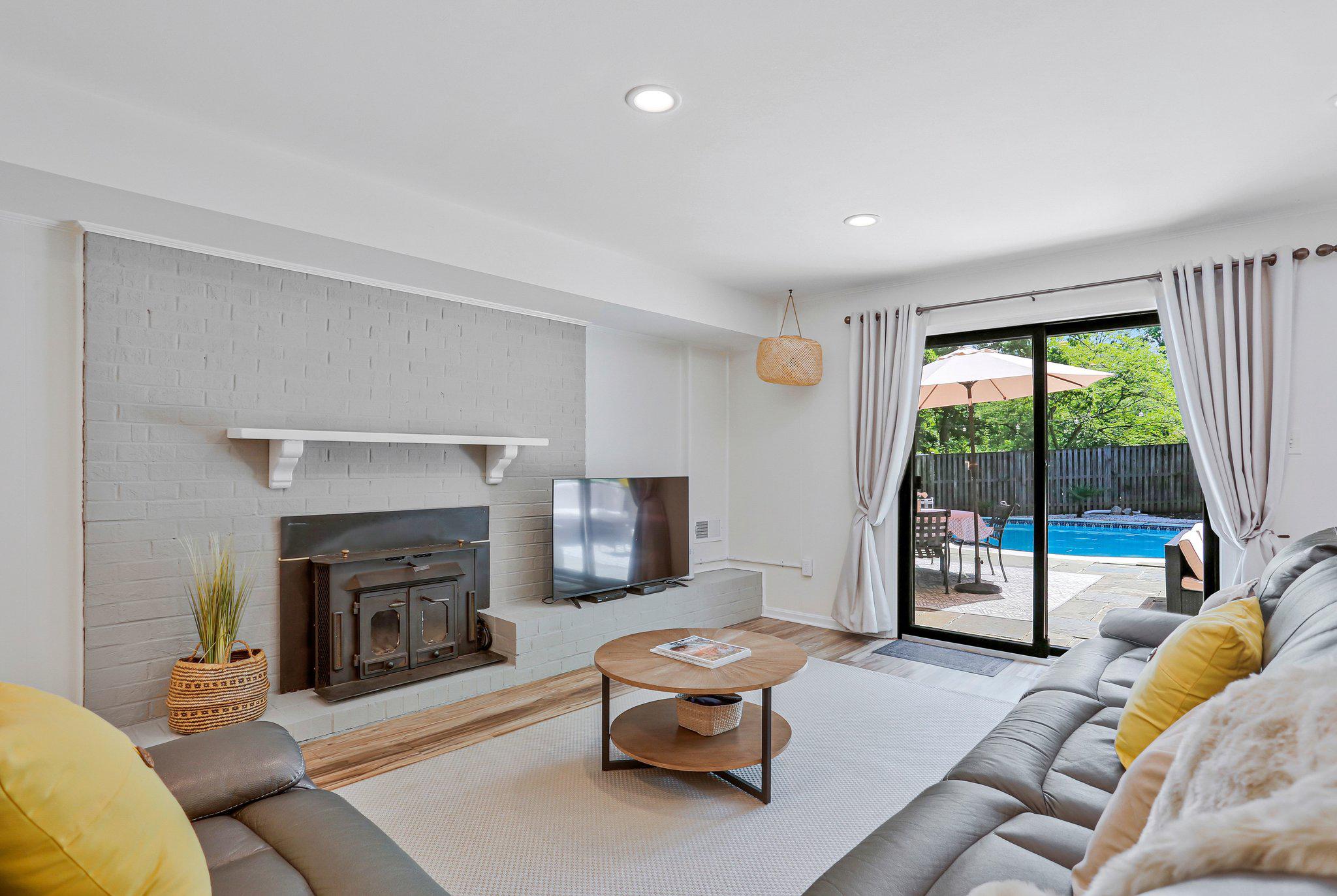 LUXMANOR - Residential