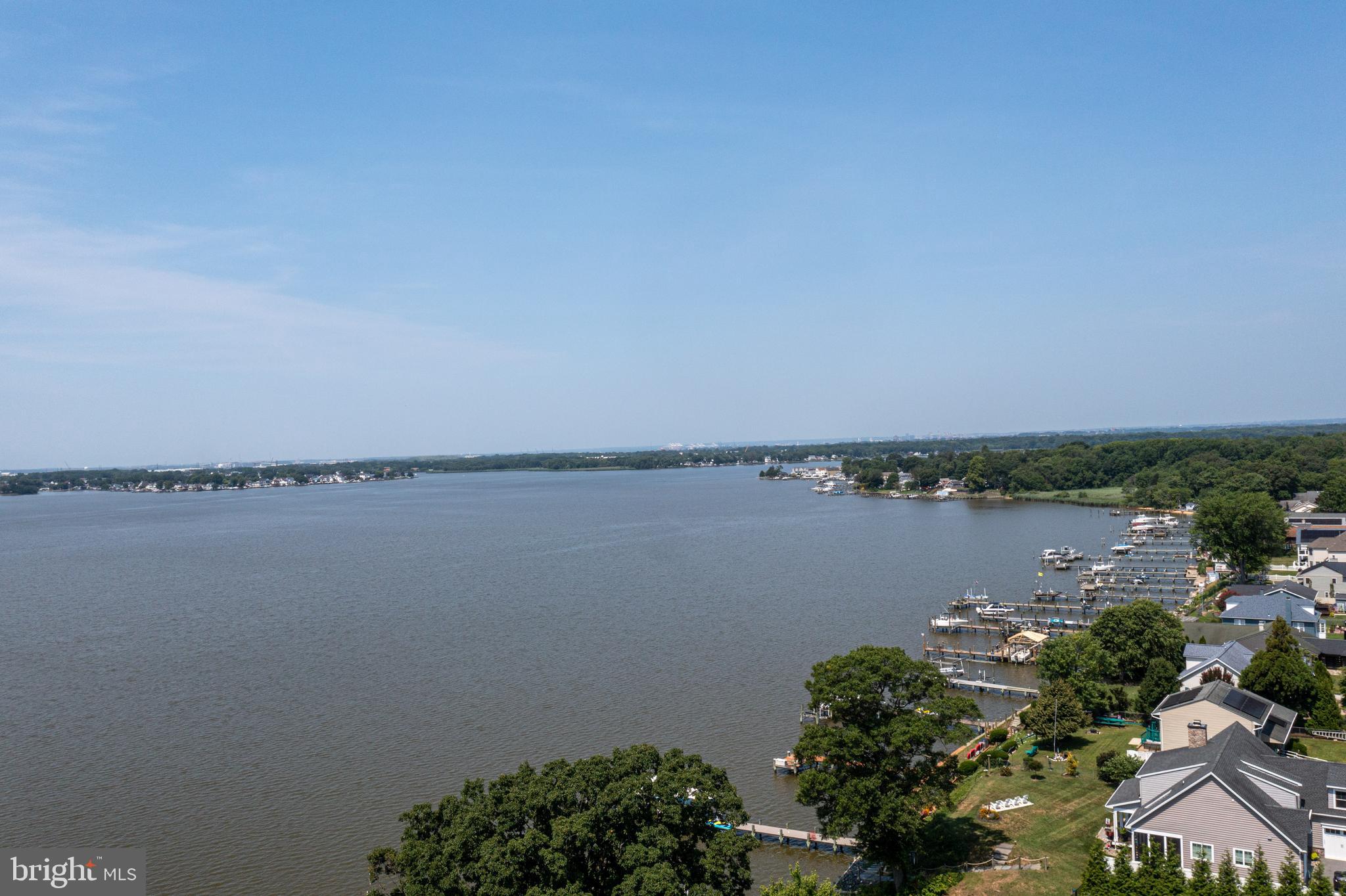 HOLLY FARM BEACH - Residential
