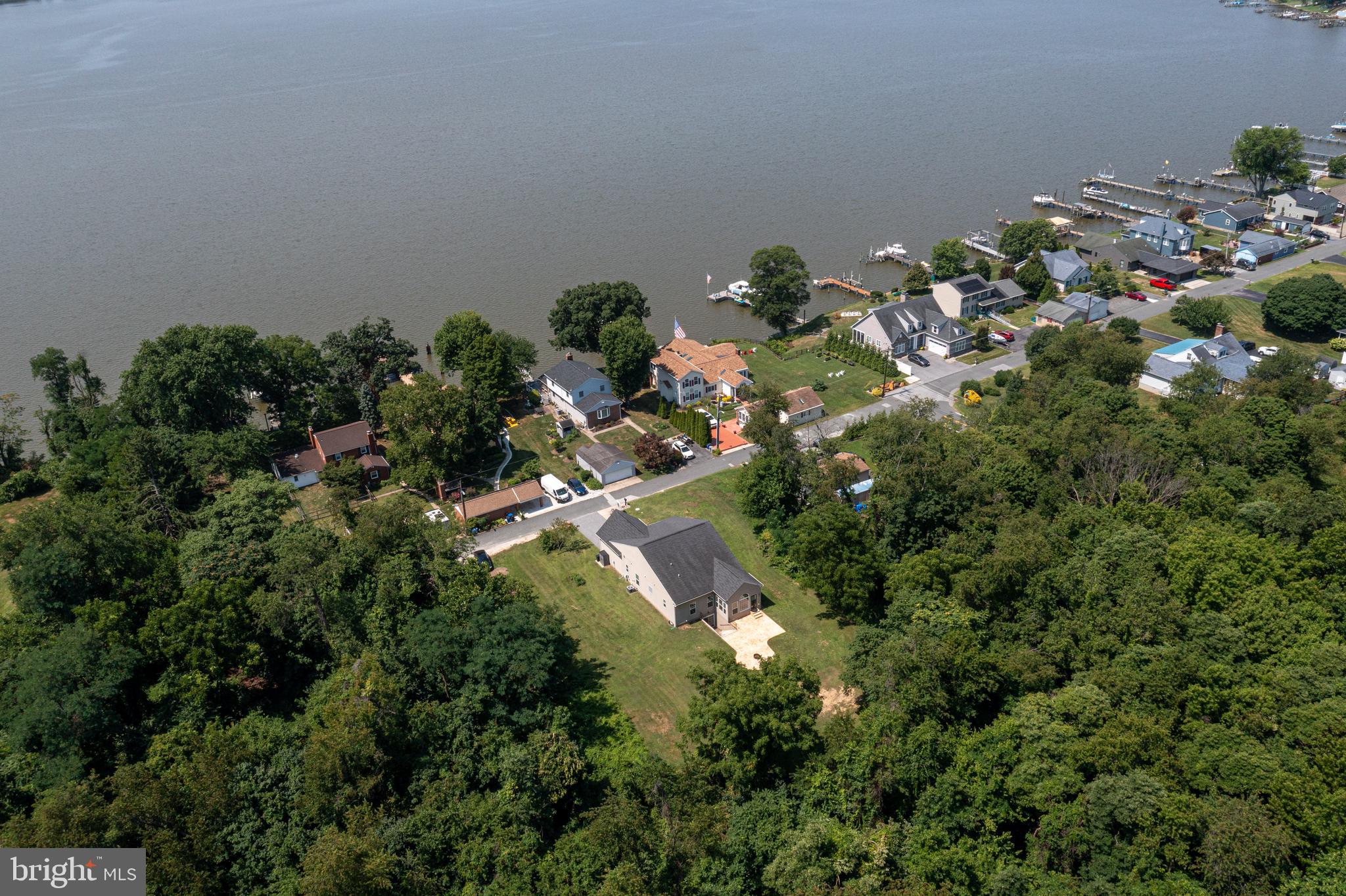 HOLLY FARM BEACH - Residential