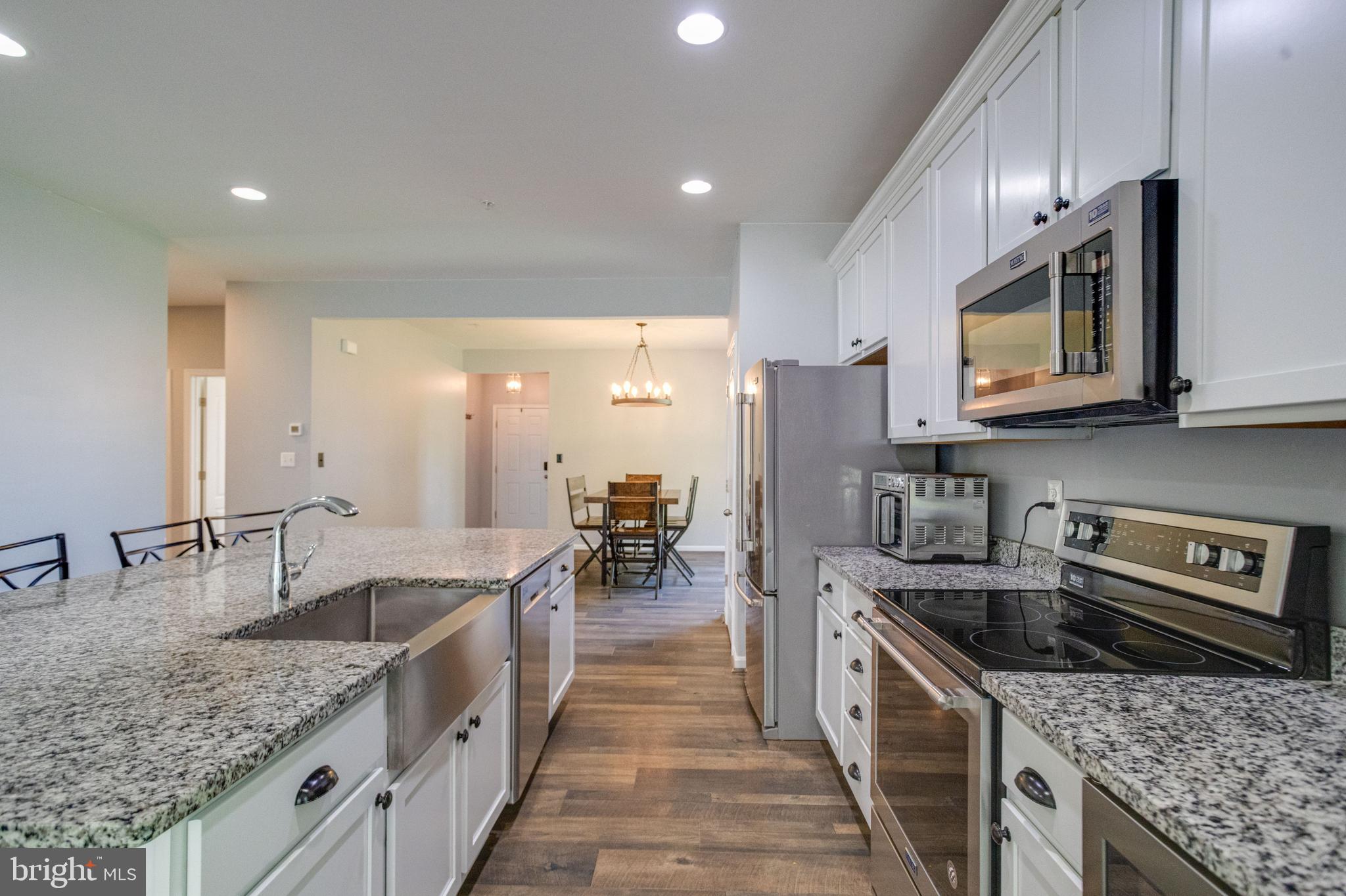 HOLLY FARM BEACH - Residential