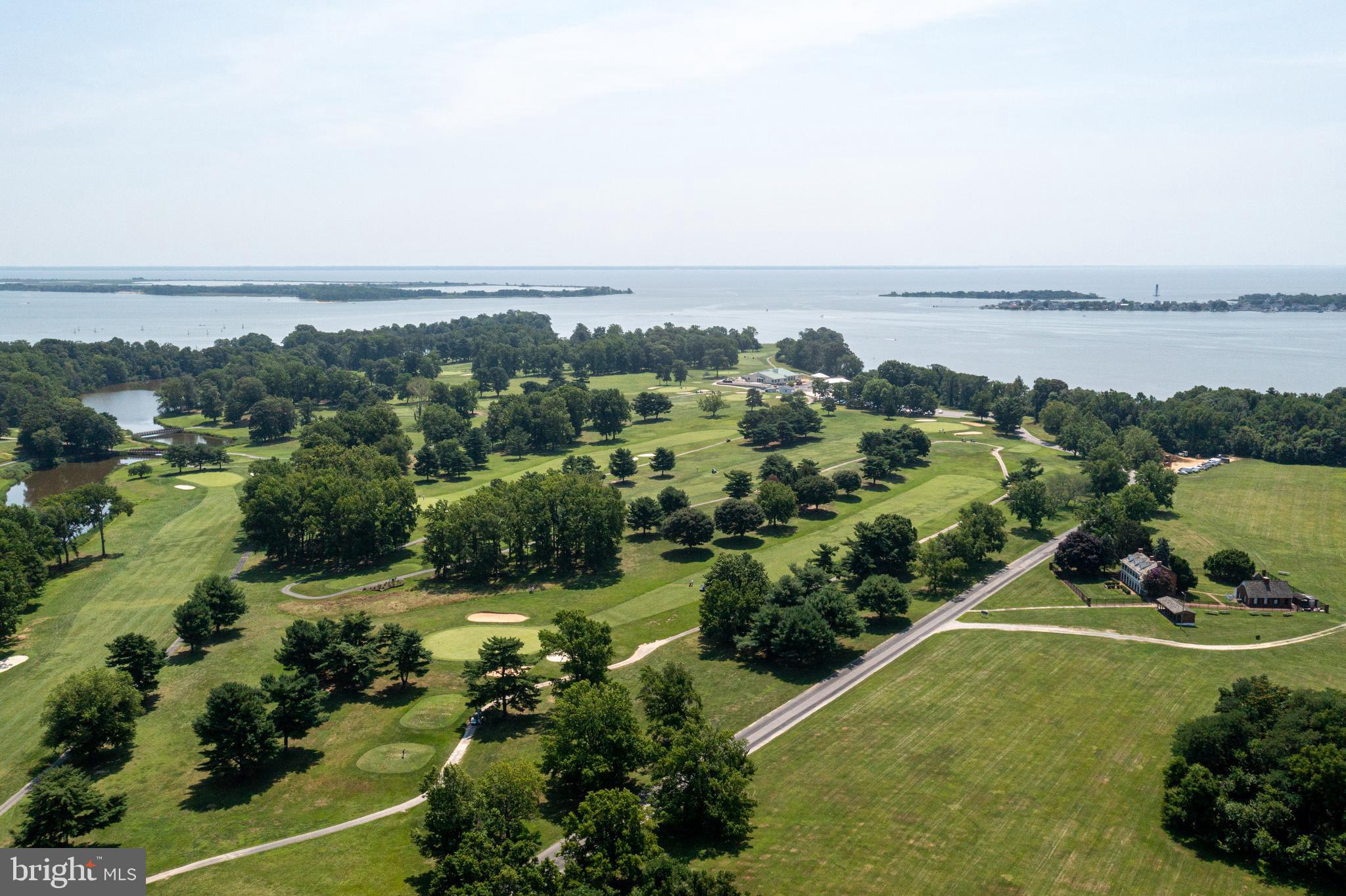 HOLLY FARM BEACH - Residential