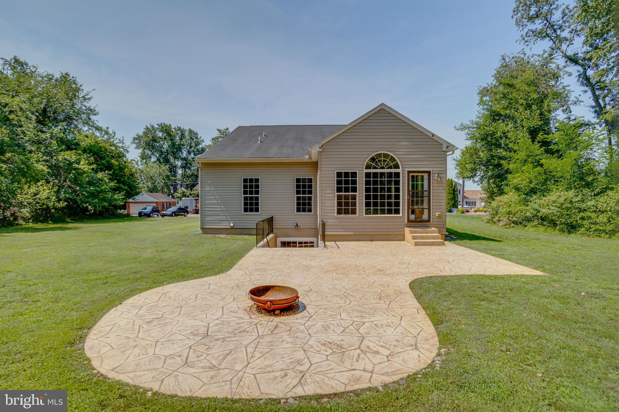 HOLLY FARM BEACH - Residential