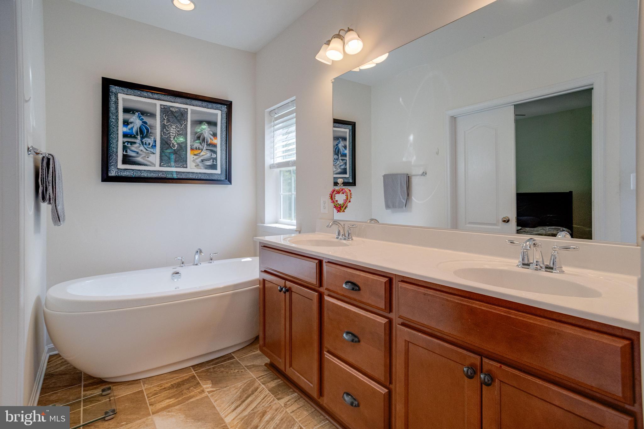 HOLLY FARM BEACH - Residential