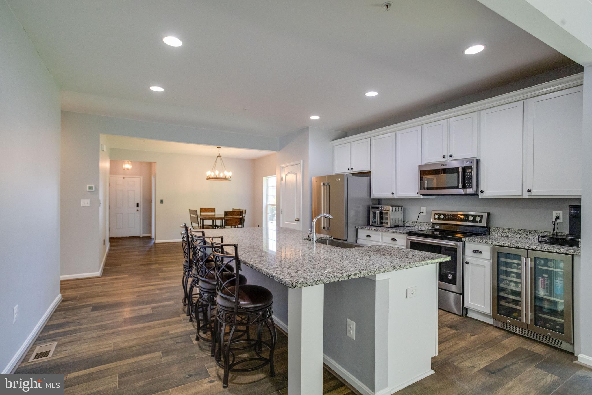 HOLLY FARM BEACH - Residential