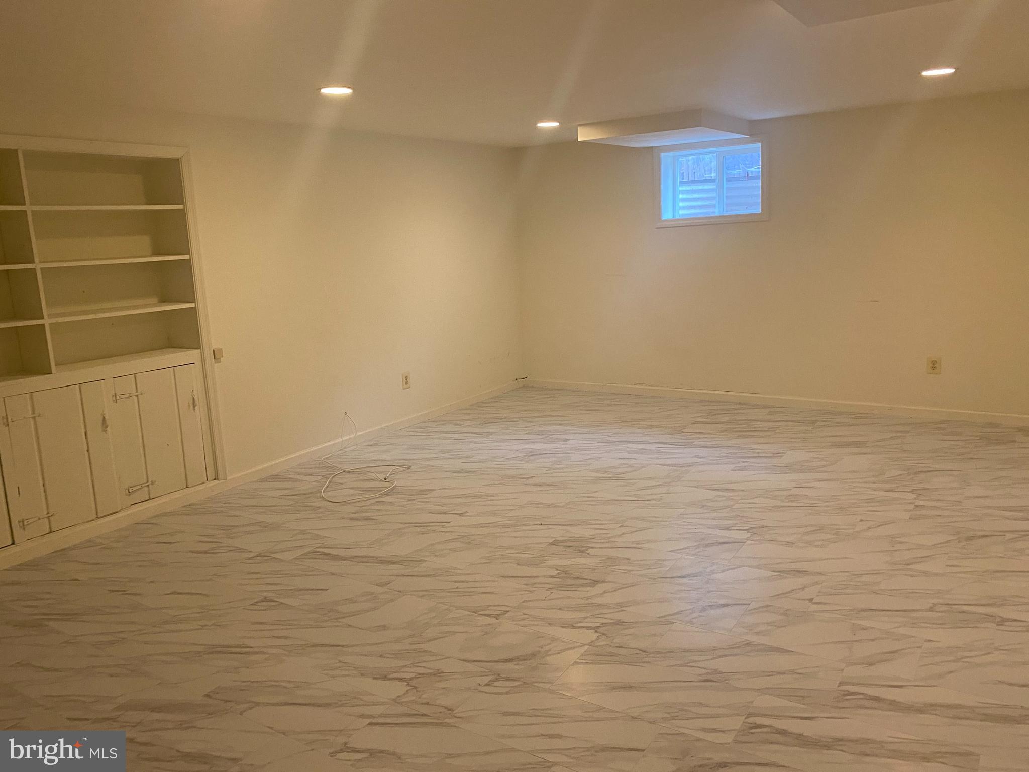 NORTH CHEVY CHASE - Residential Lease