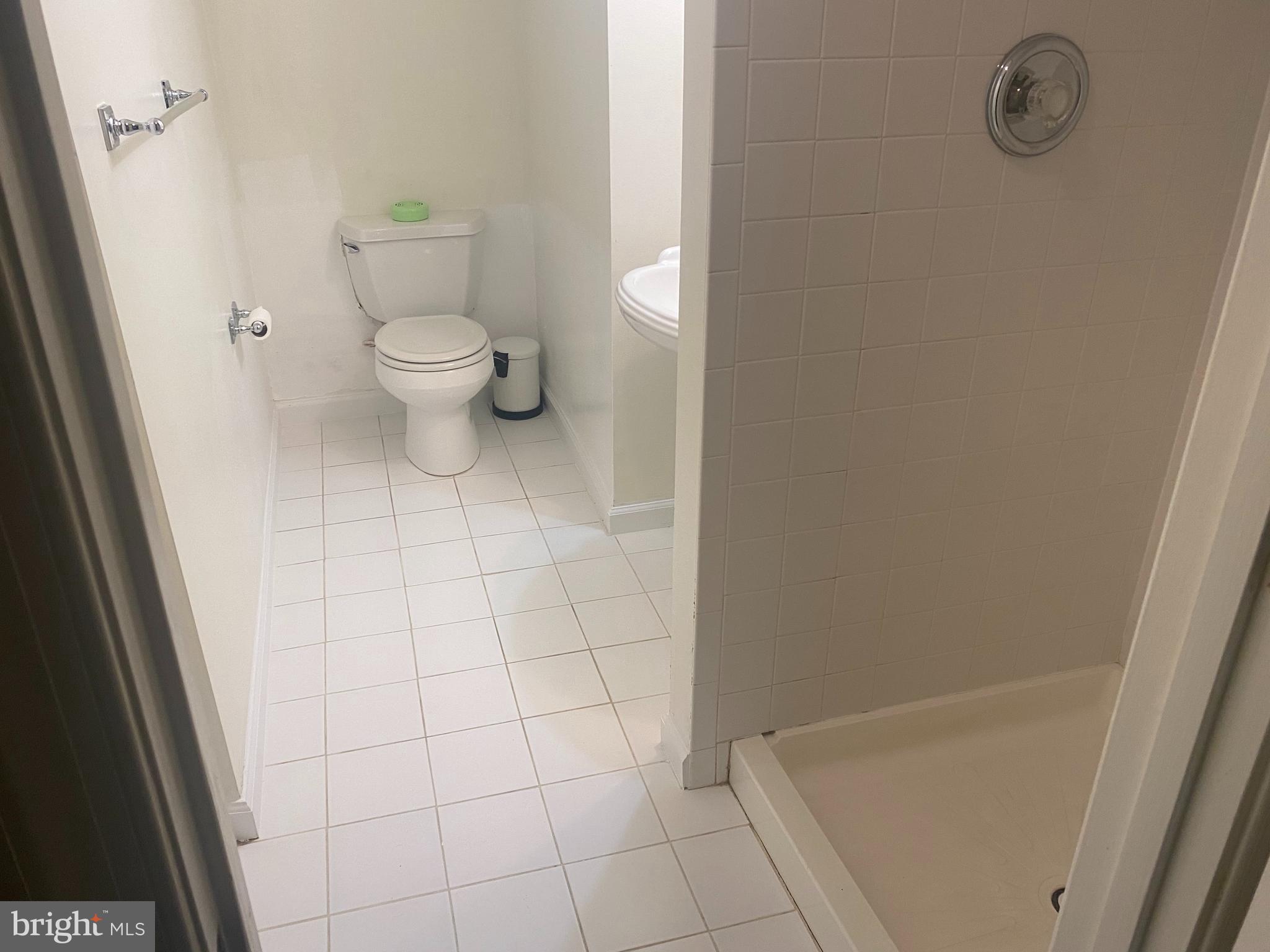 NORTH CHEVY CHASE - Residential Lease