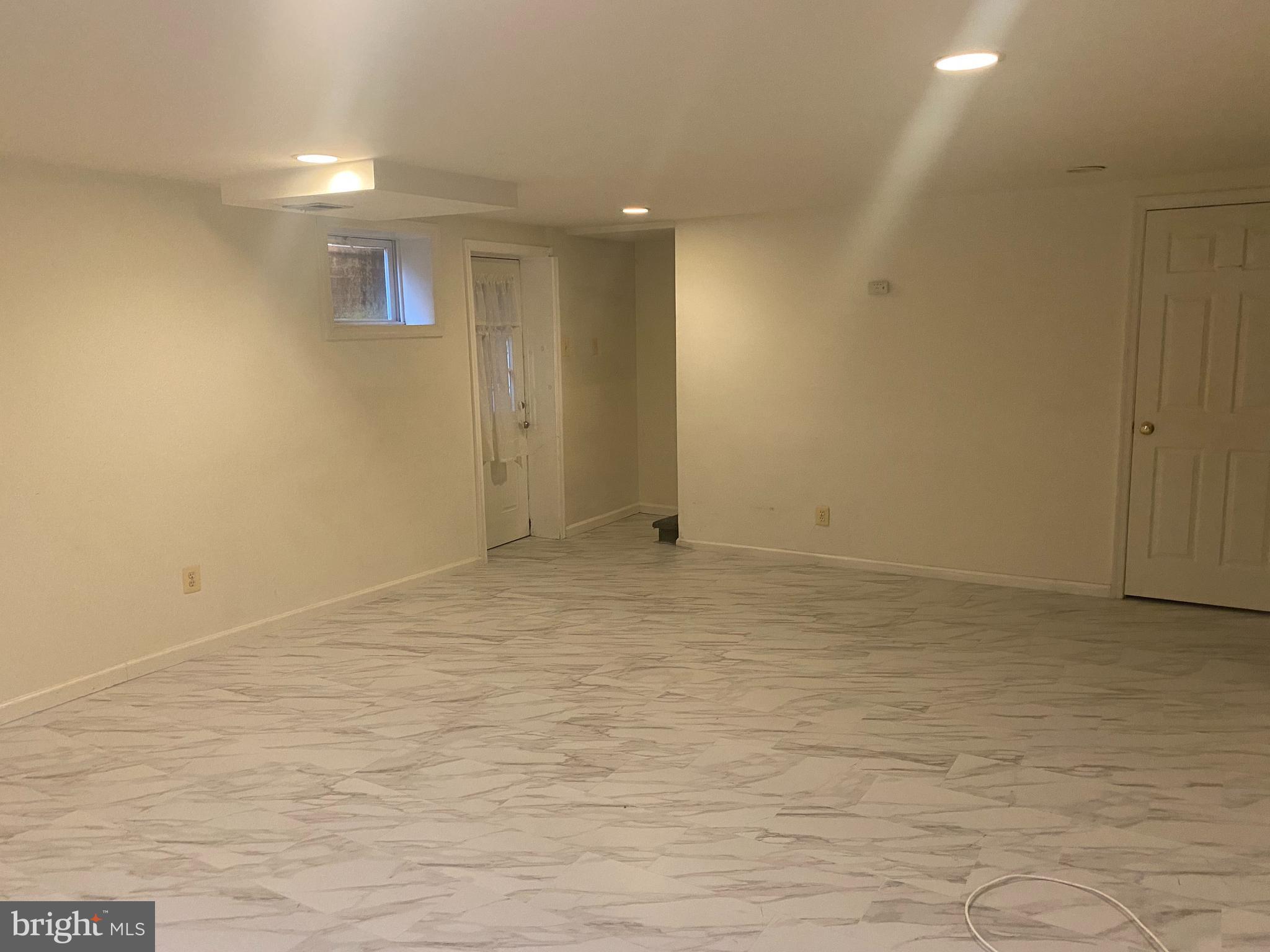 NORTH CHEVY CHASE - Residential Lease