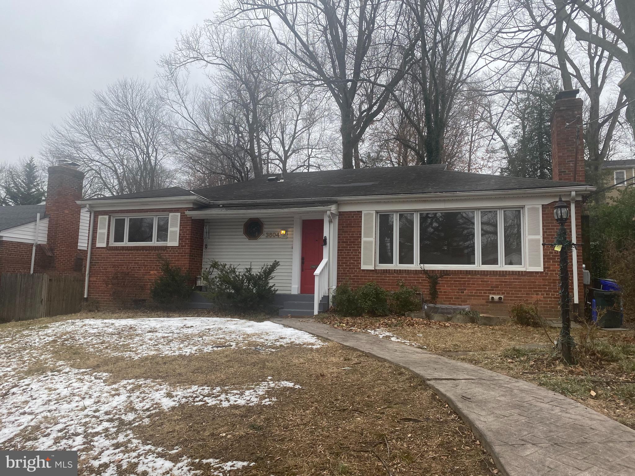 NORTH CHEVY CHASE - Residential Lease